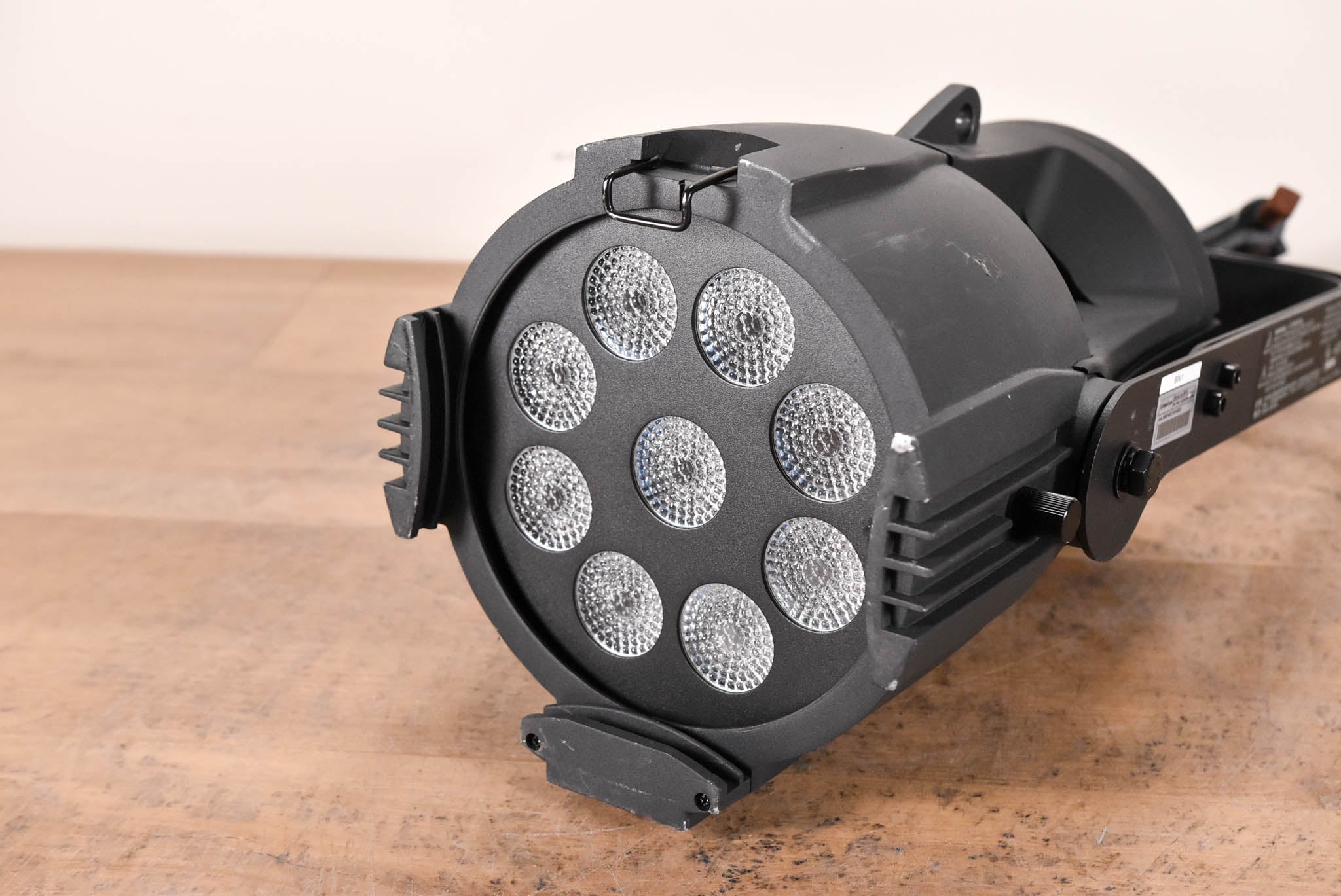 Vari-Lite Showline SL PAR 155 Zoom RGBW LED Luminaire