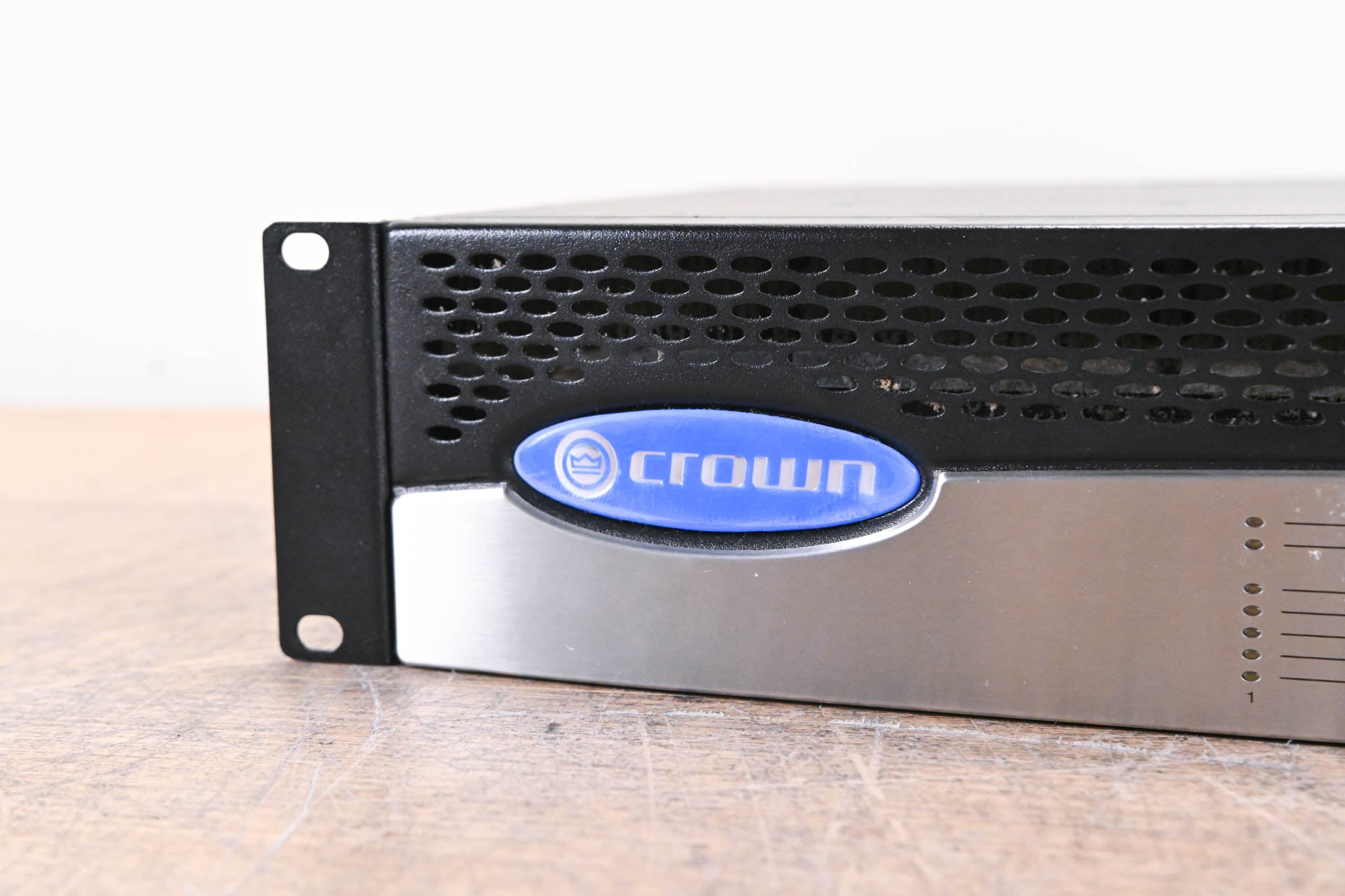 Crown CTs 3000 2-Channel Power Amplifier