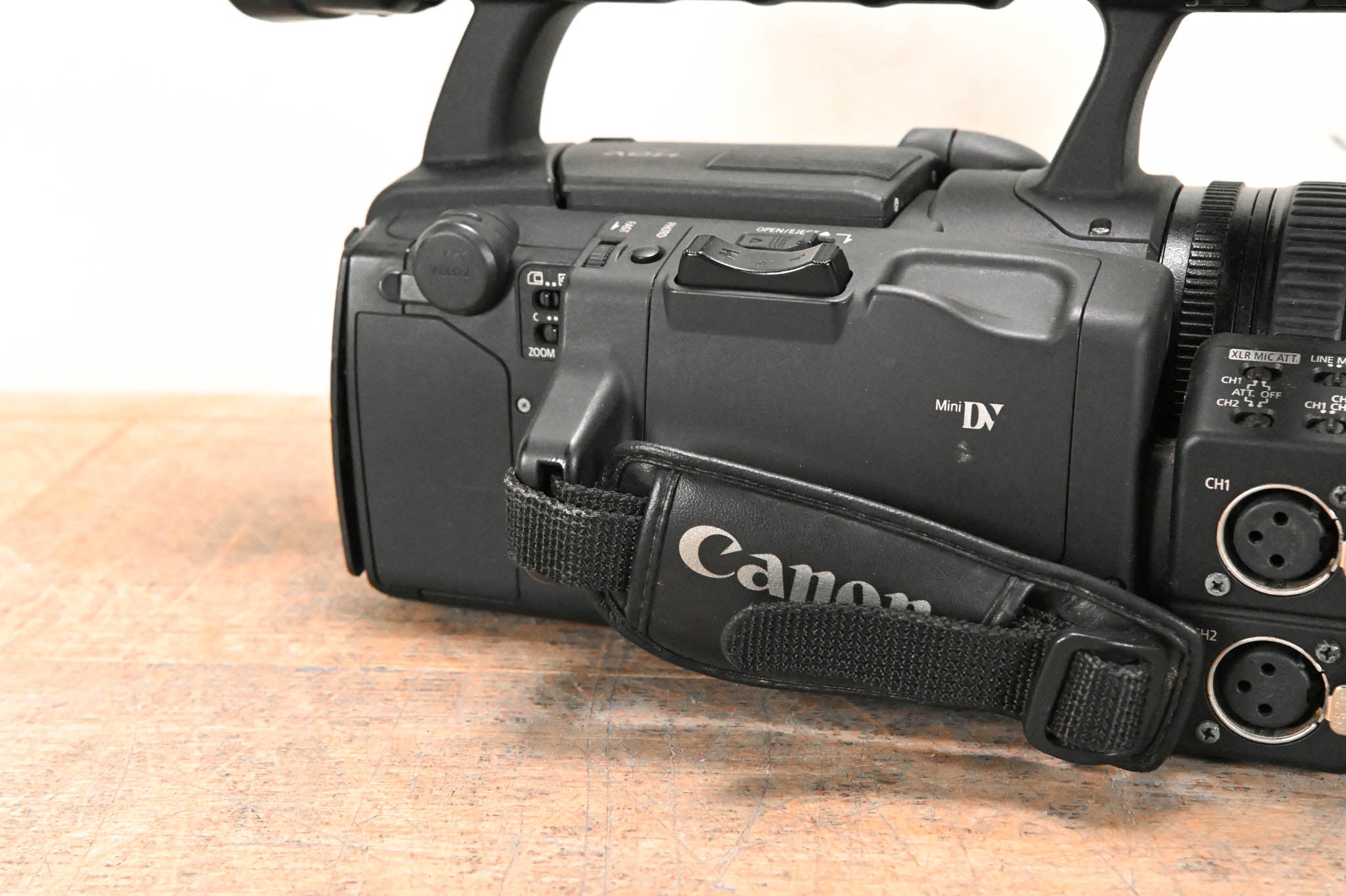 Canon XH-A1 3CCD 1080i HDV Camcorder CG01LEN