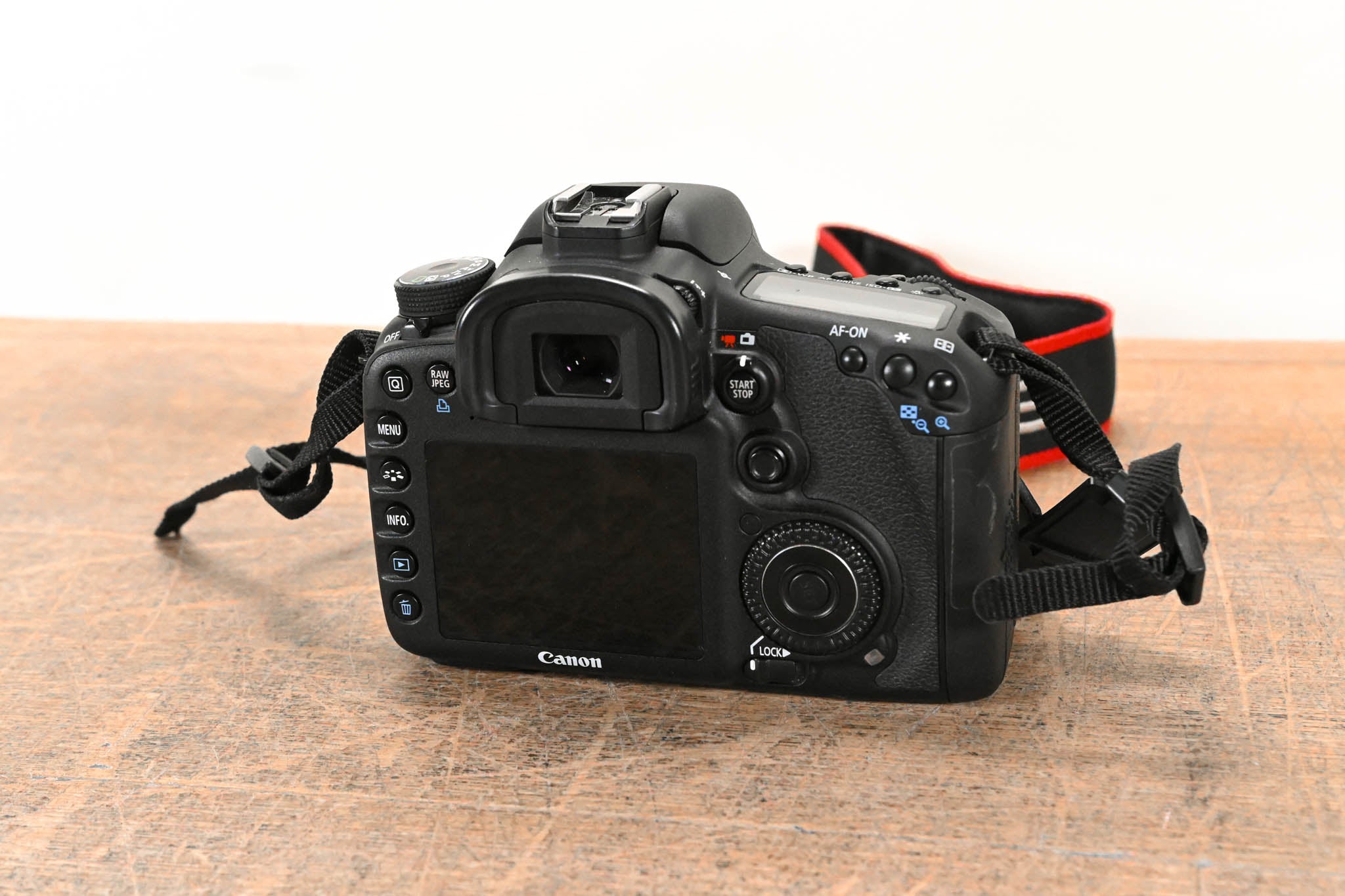 Canon EOS 7D DSLR Camera Body