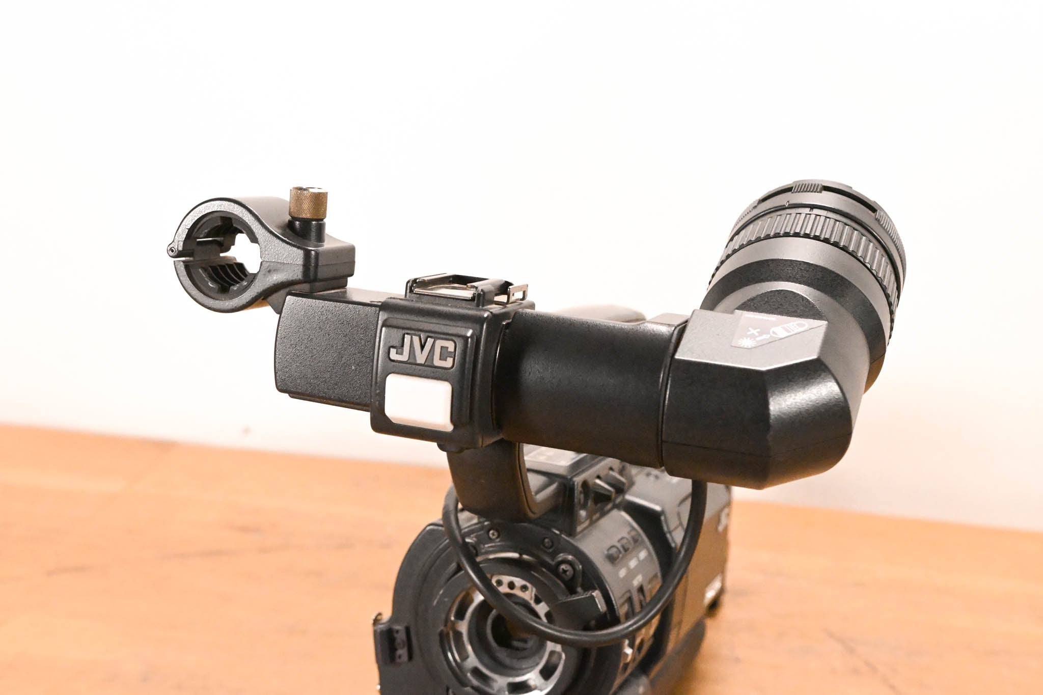 JVC GY-HD100 High Definition 3-CCD MiniDV Professional Camcorder