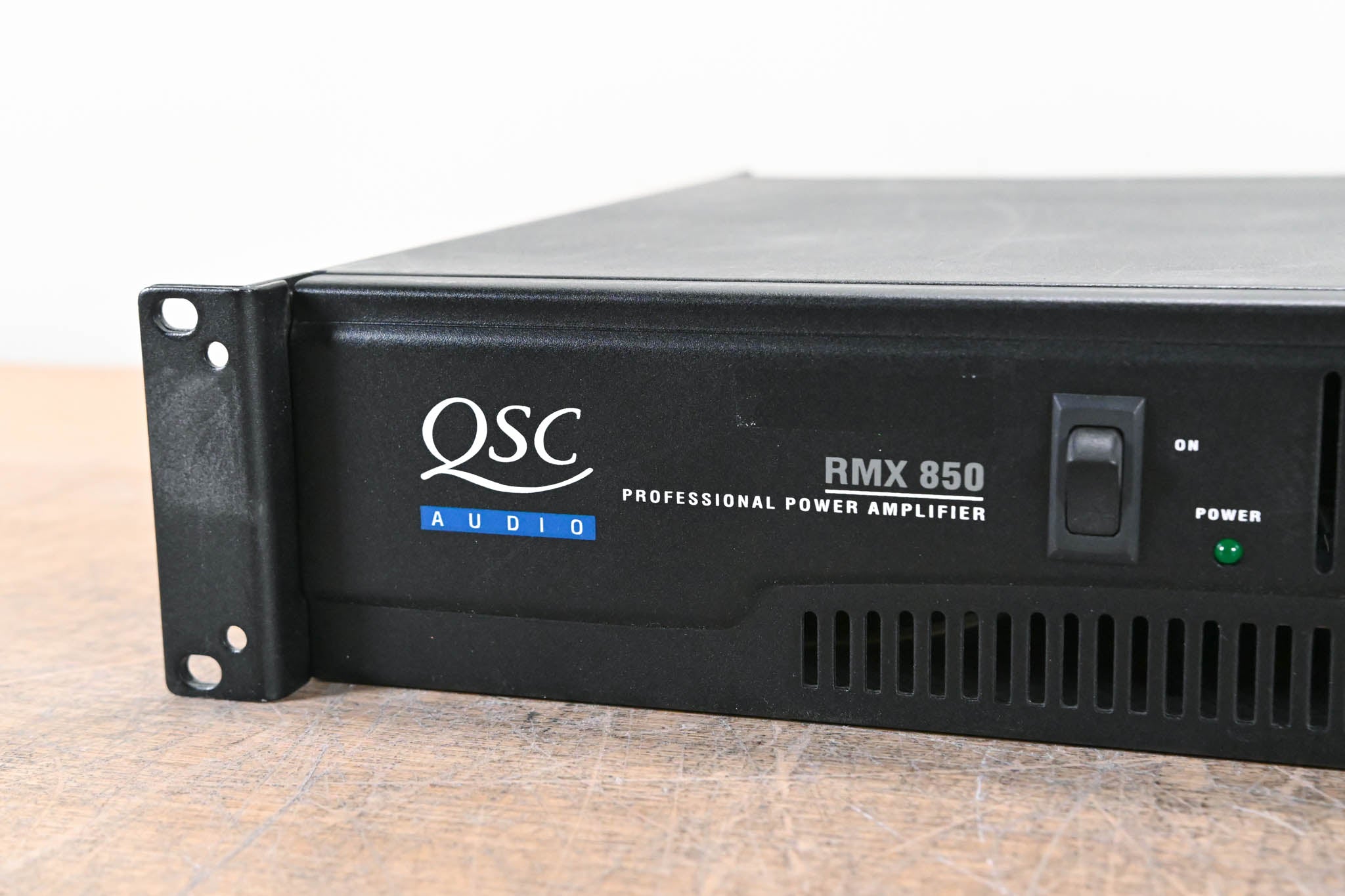 QSC RMX850 2-Channel Power Amplifier