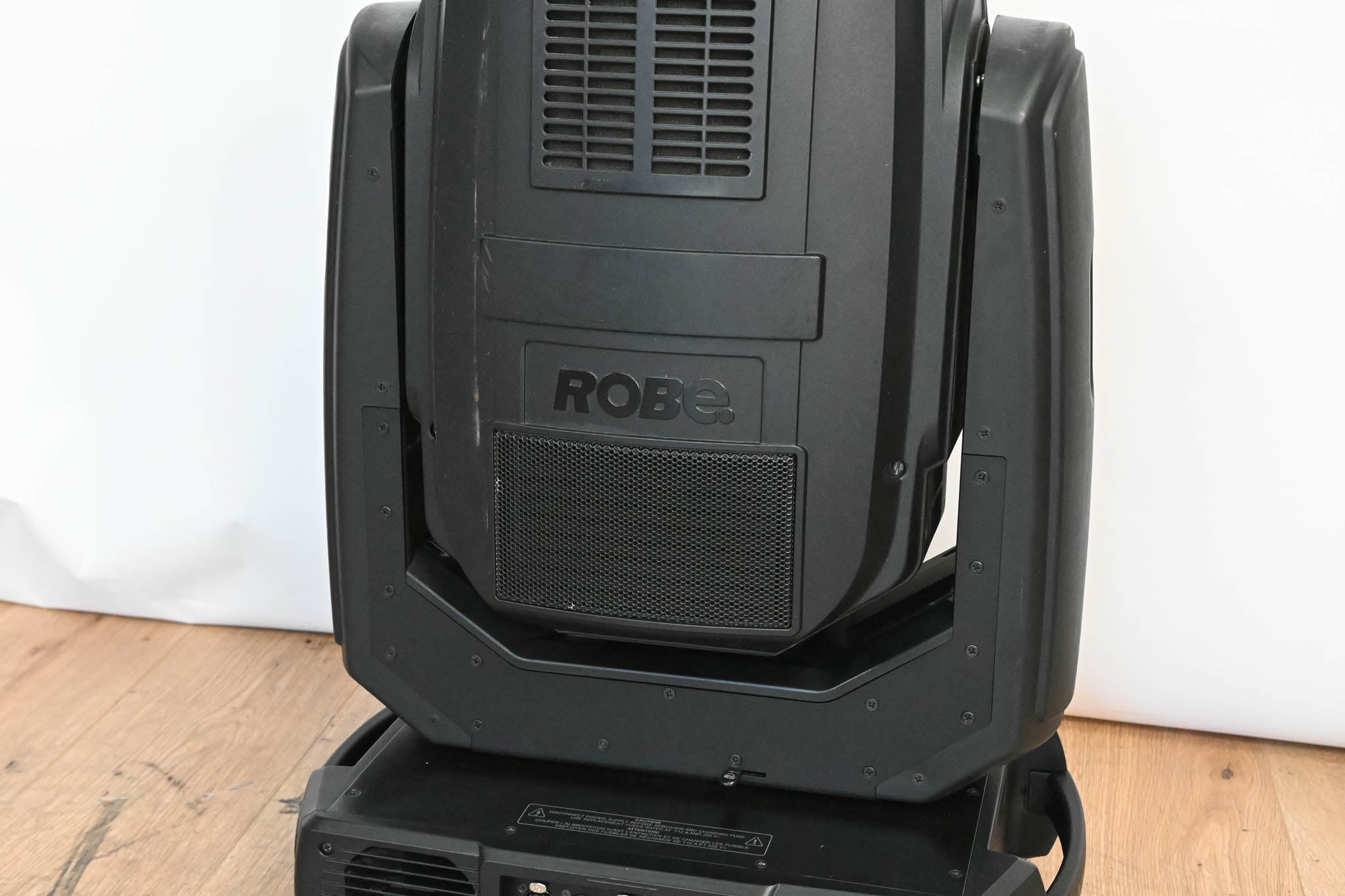 Robe ROBIN BMFL Blade Discharge Lamp Moving Light