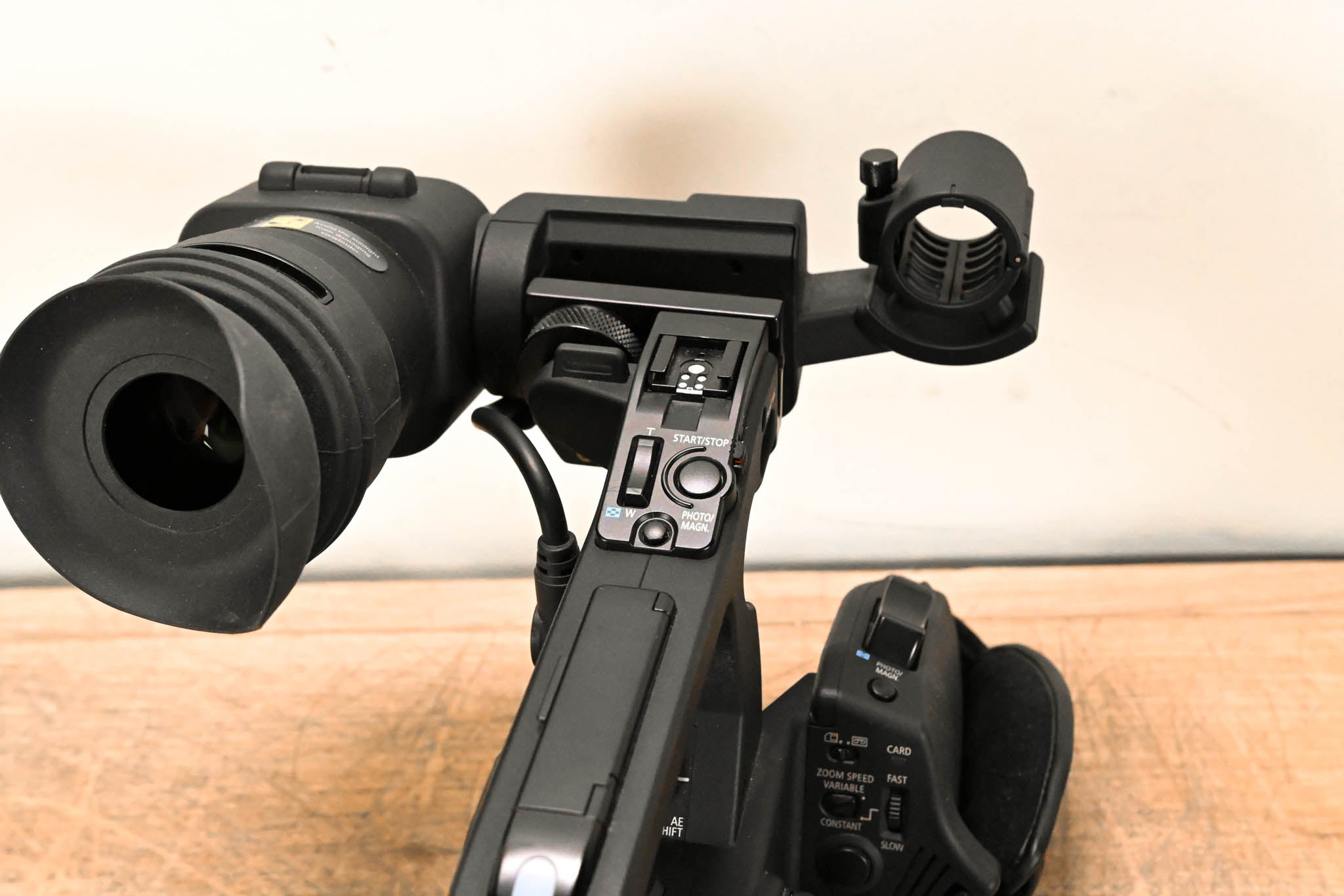 Canon XL H1s 3-CCD High Definition Camcorder