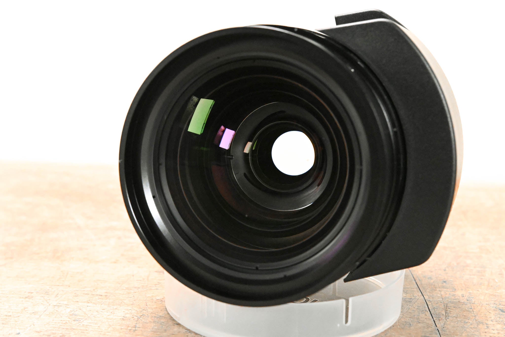 Epson ELPLM15 Middle-Throw Zoom Lens #2