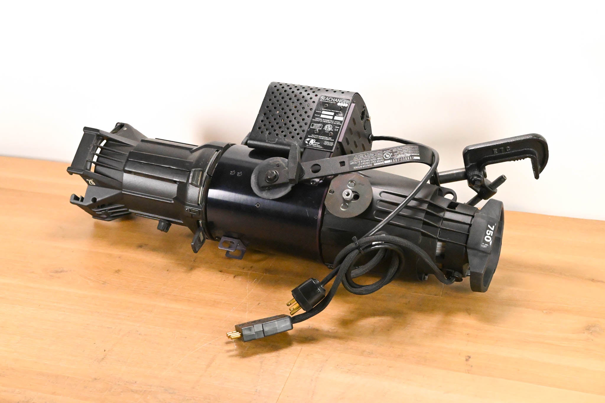 ETC Source Four 750 26 Degree Leko w/OceanOptics SeaChanger Color Engine