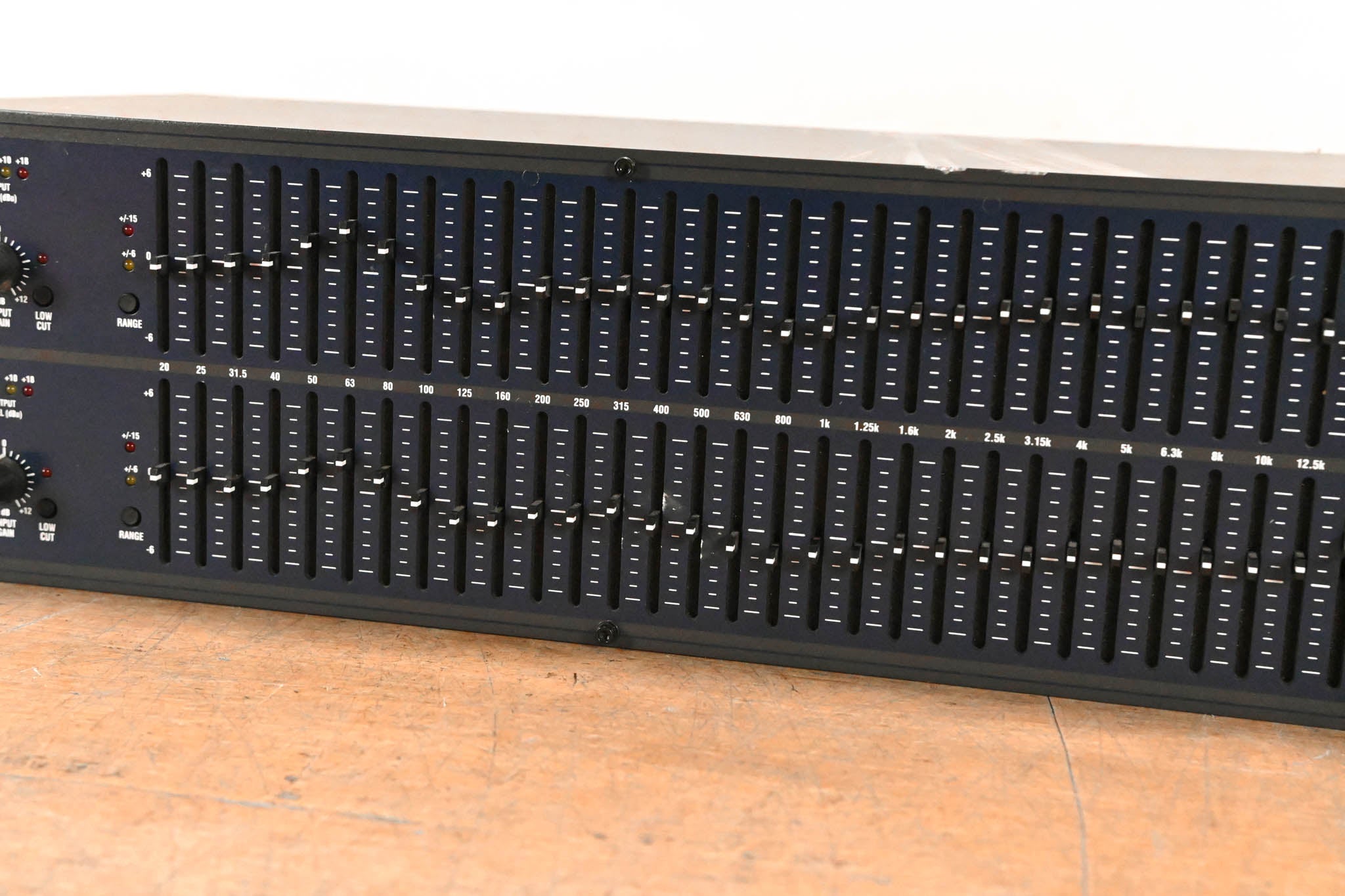 dbx 1231 Dual-Channel 31-Band Graphic Equalizer