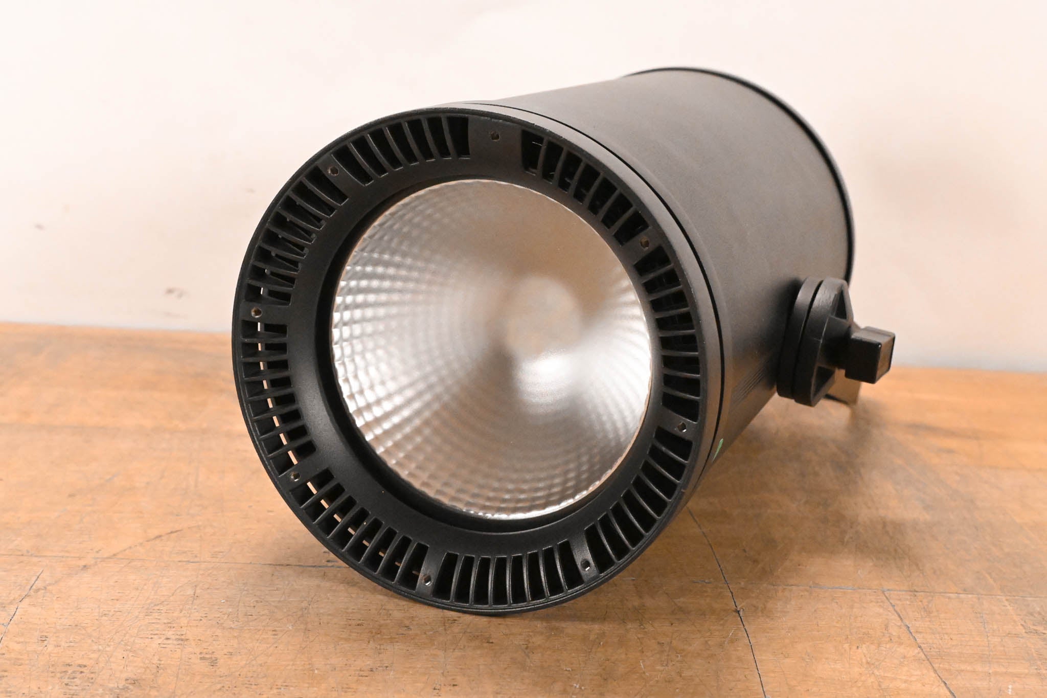 Elation Fuze Pendant 230W RGBWL LED House Light Fixture (NO PSU)