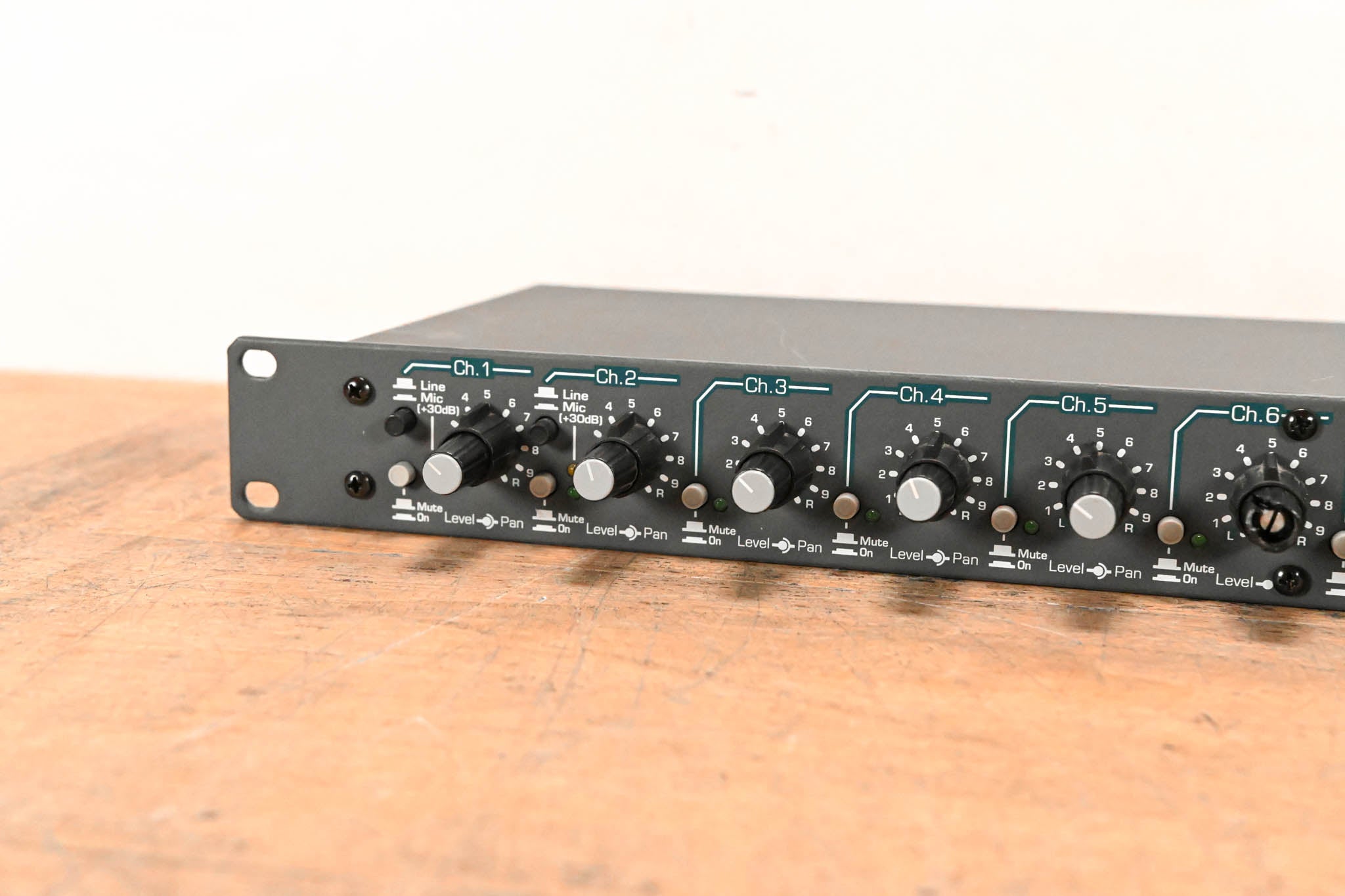 Ashly LX-308B 8-Channel Stereo Line Mixer
