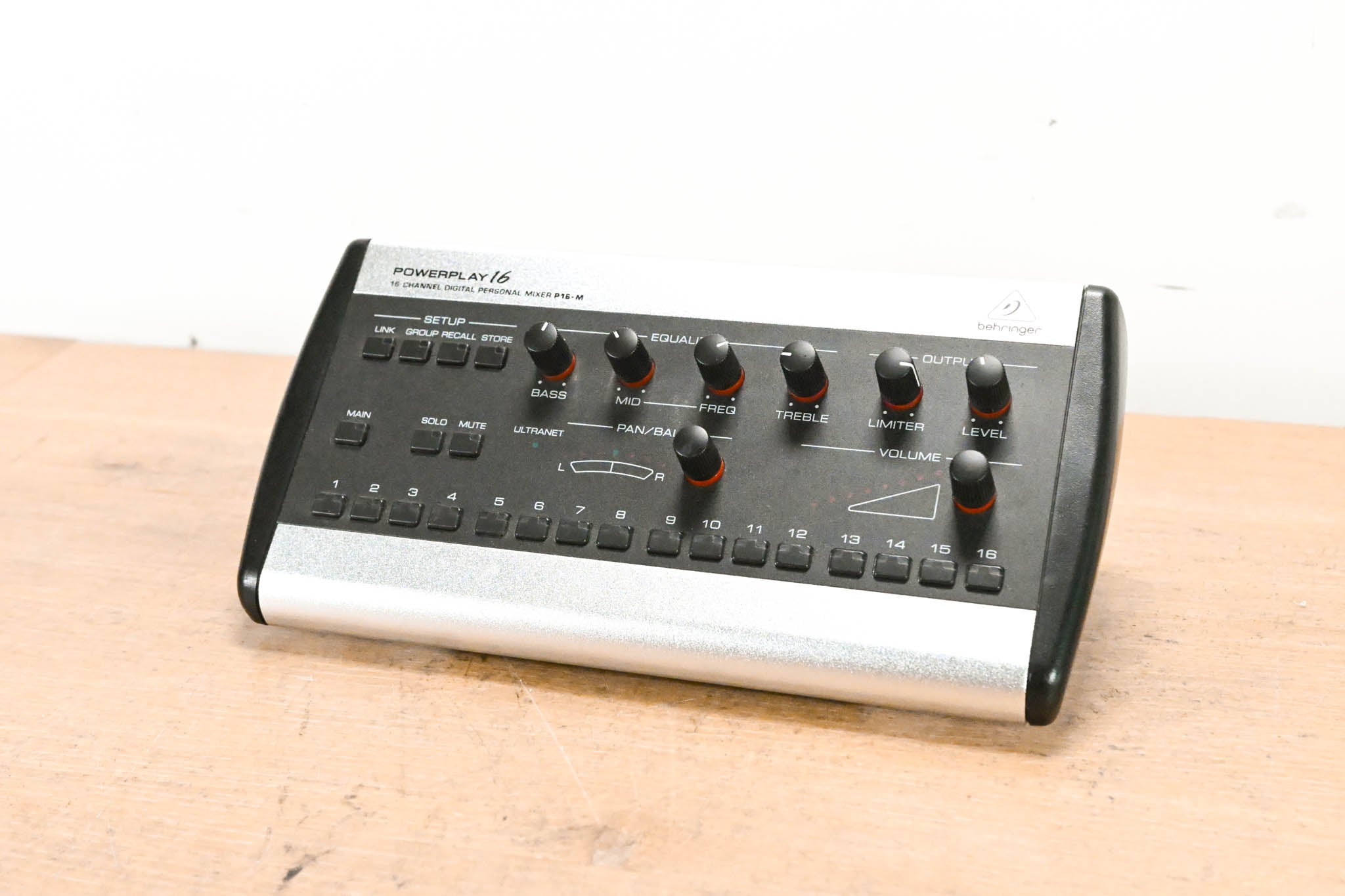 Behringer Powerplay P16-M 16-Channel Digital Personal Mixer