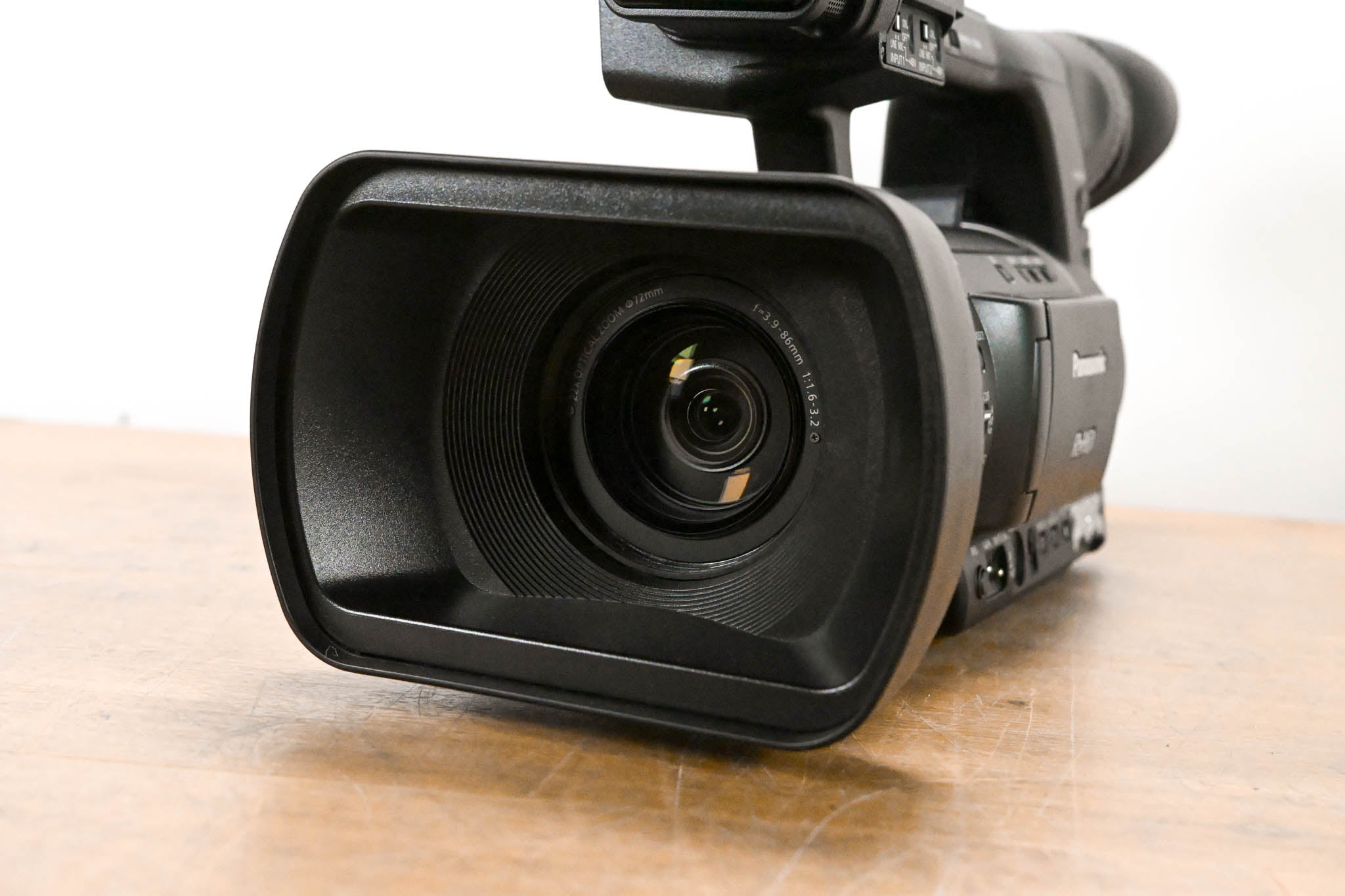 Panasonic AG-HPX250P P2 HD Handheld Camcorder