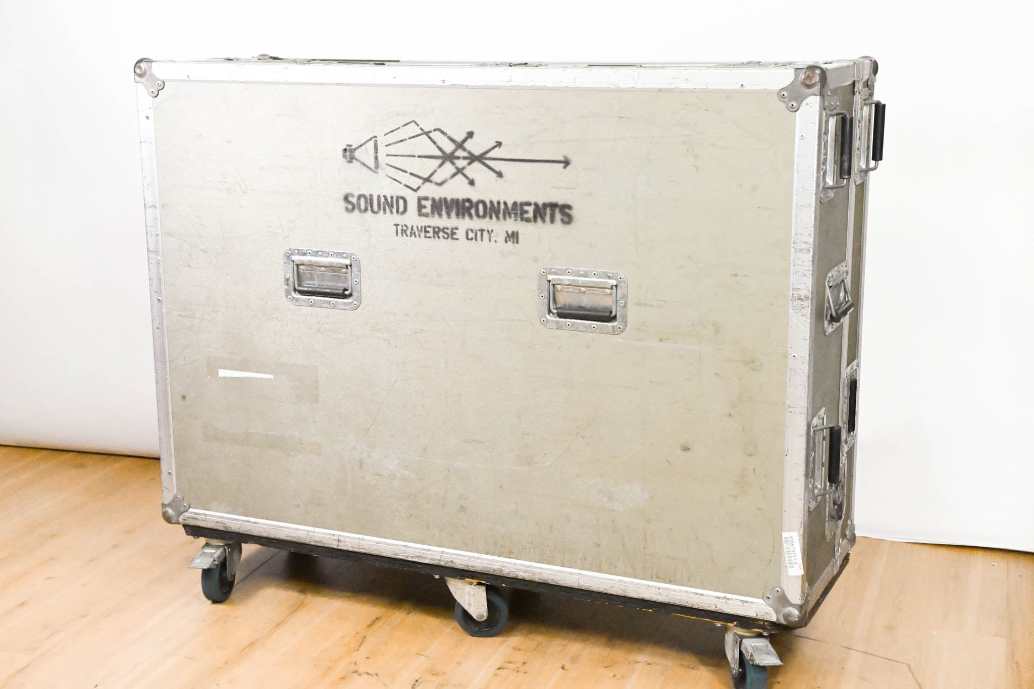 Allen & Heath iLive-T112 Console with Road Case and iDR-48 Stage Box
