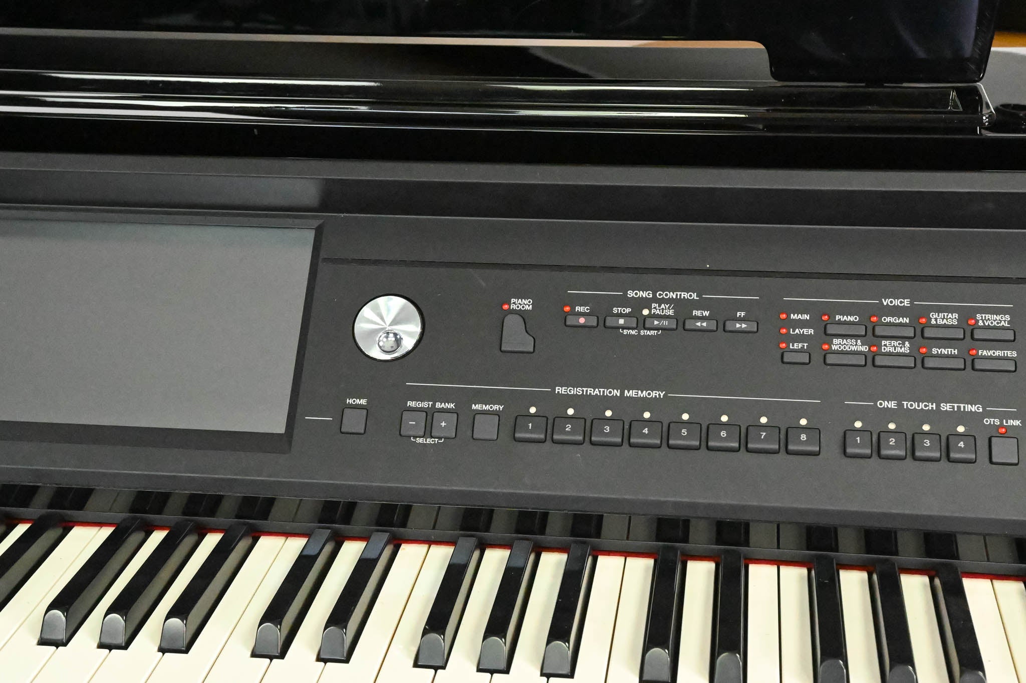 Yamaha CVP-709 Clavinova 88-Key Digital Piano