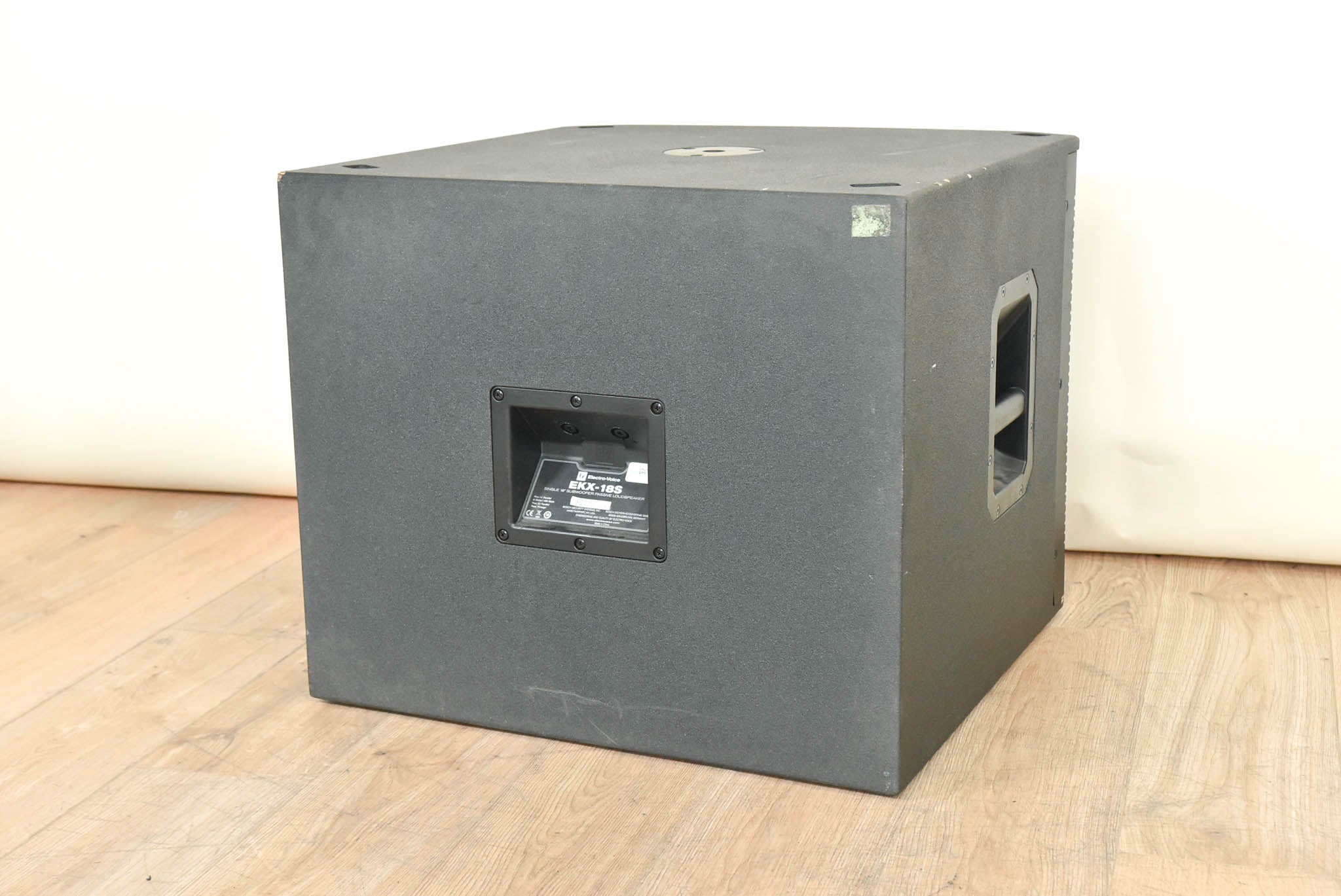 Electro-Voice (EV) EKX-18S 18" Passive Subwoofer