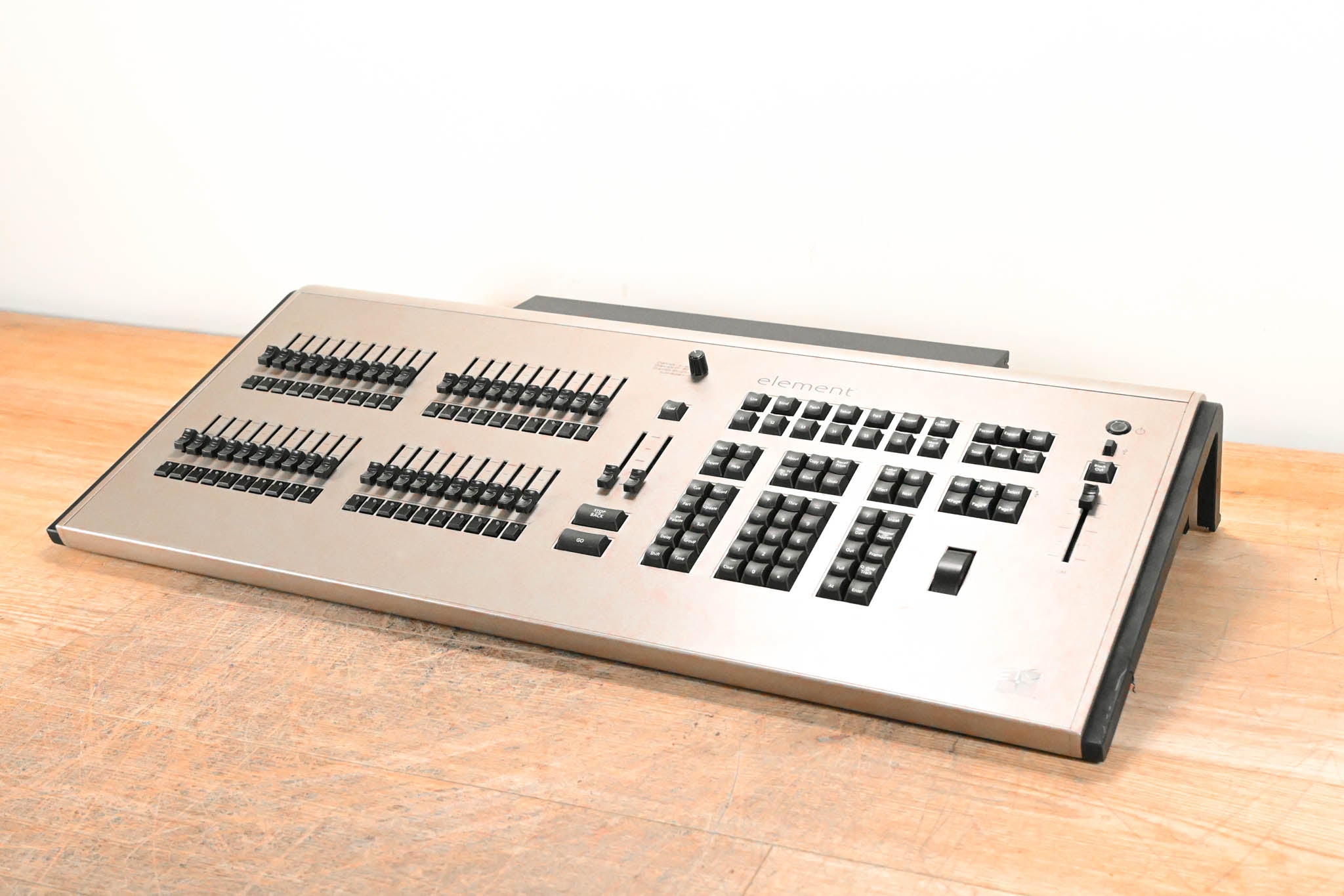 ETC Element 40-Fader 250-Channel Lighting Control Console