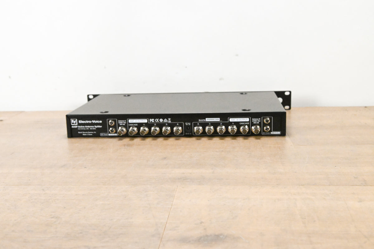 Electro-Voice (EV) RE3-ACC-AASP 2x8 Antenna Splitter: 470-960 MHz NO PSU