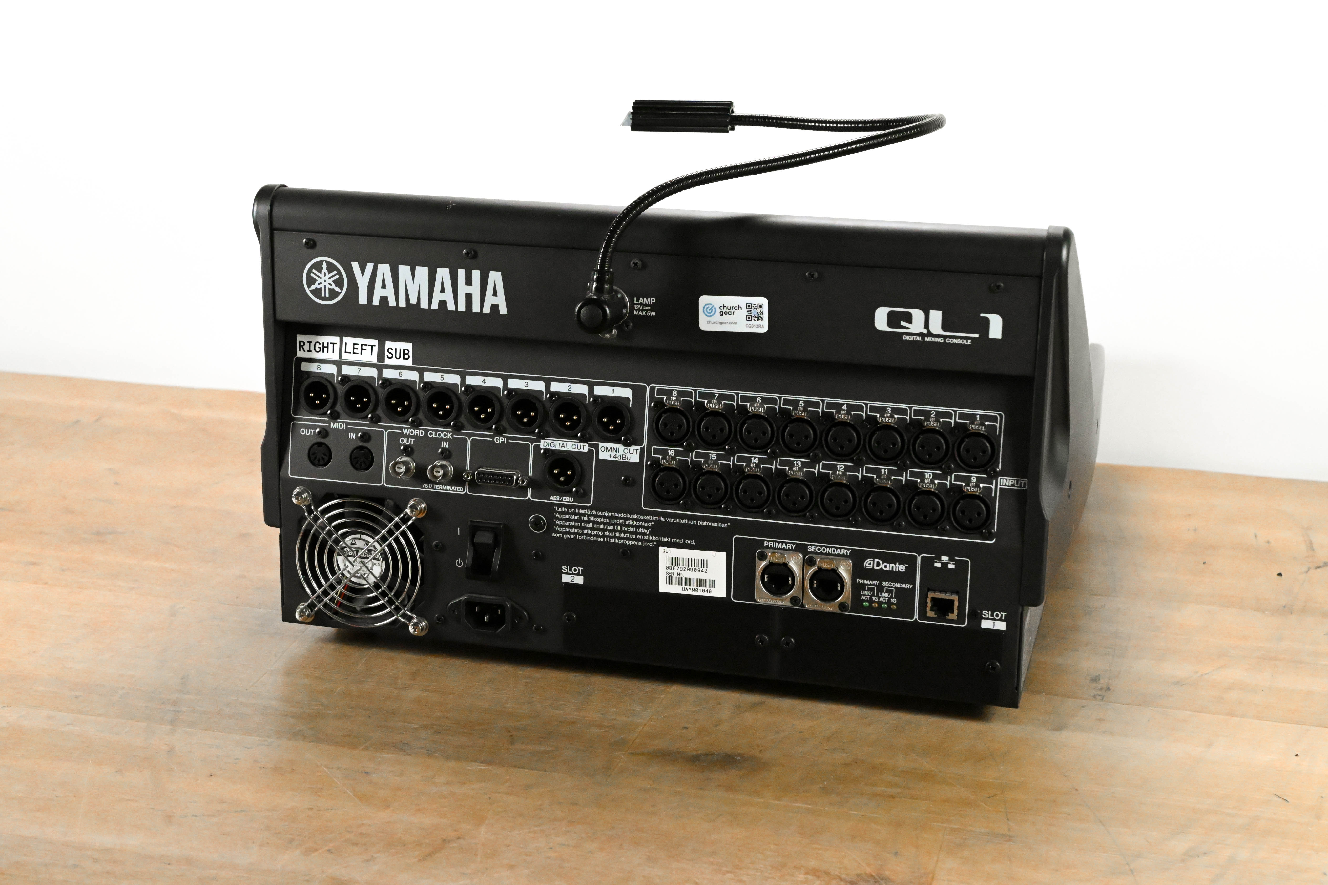 Yamaha QL1 16-Input / 8-Output Digital Mixing Console