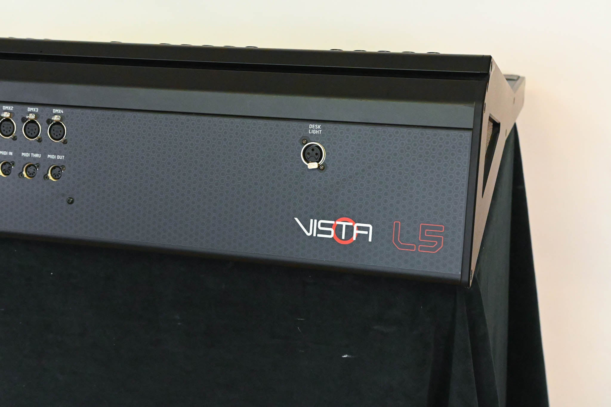 Jands Vista L5 Lighting Control Console