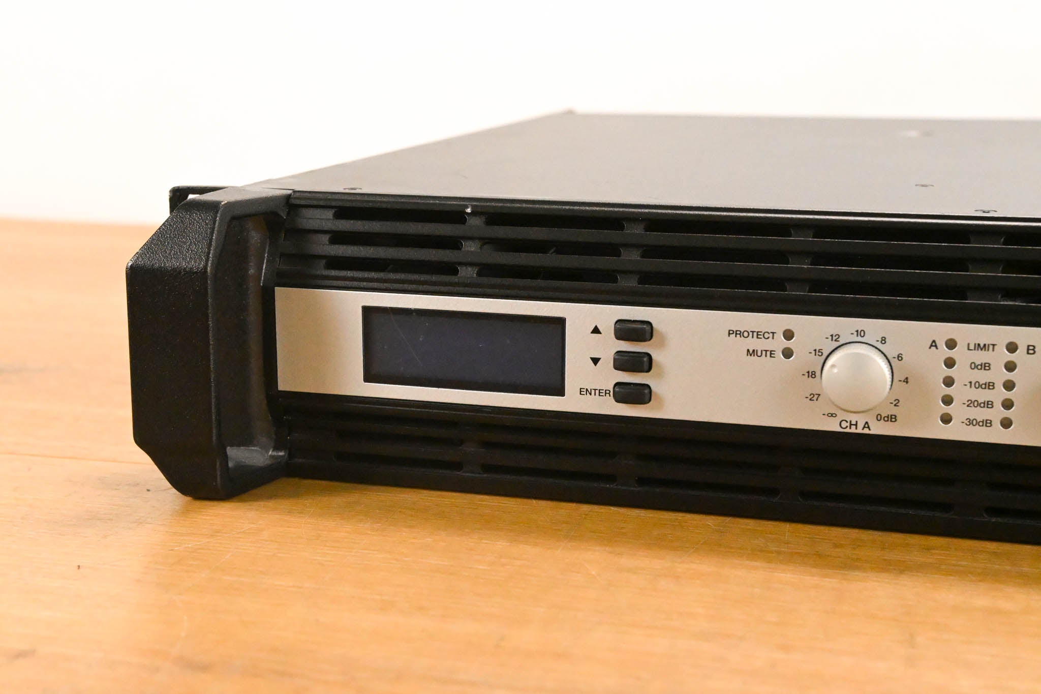 Electro-Voice (EV) TG-7 Tour-Grade Stereo Power Amplifier