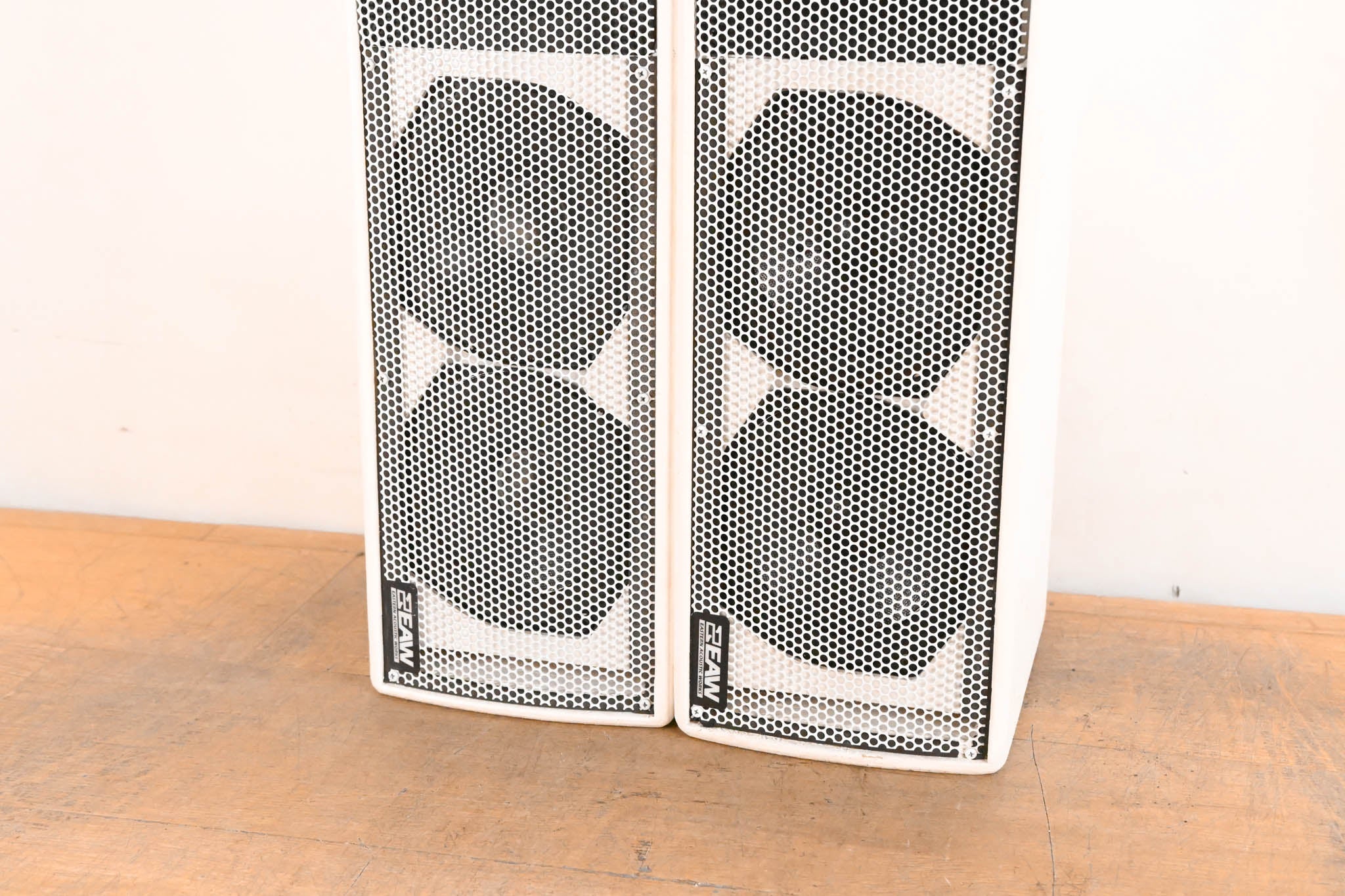 EAW UB52 Two-Way Full-Range Loudspeaker - White (PAIR)