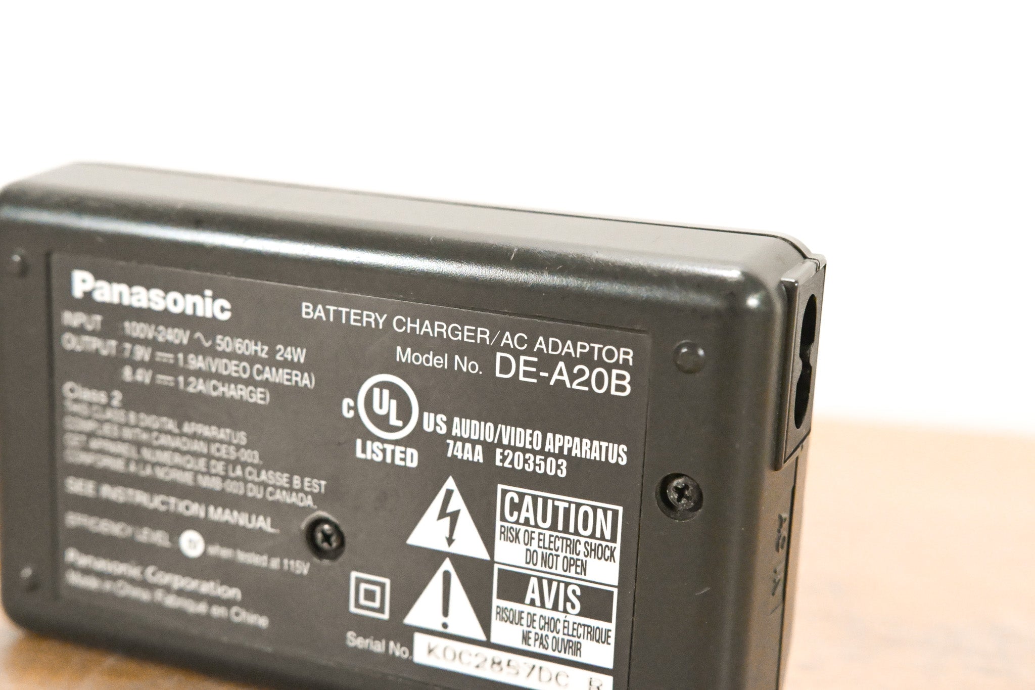 Panasonic DE-A20 Battery Charger / AC Adapter (NO POWER SUPPLY)