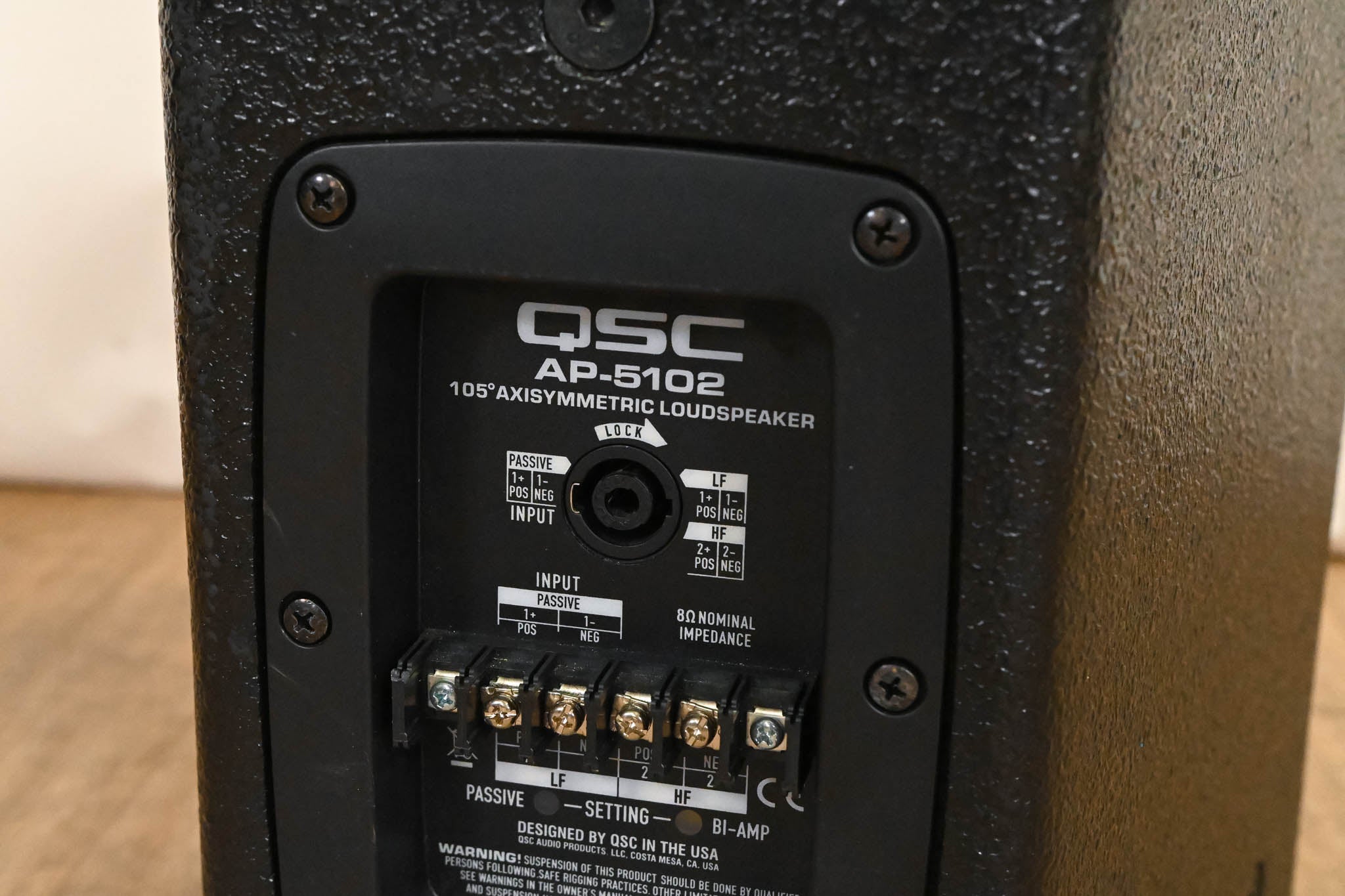 QSC AP-5102 2-Way Acoustic Performance Loudspeaker - Black