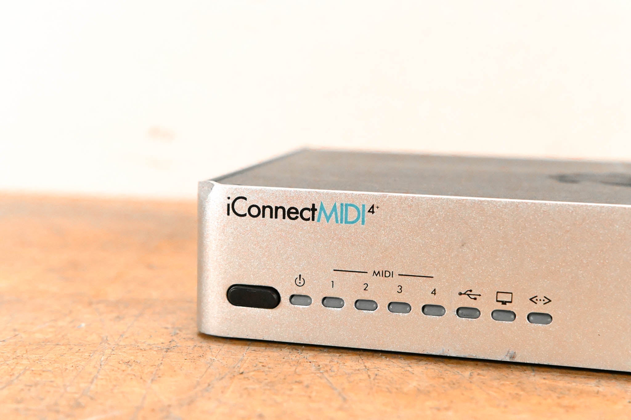 iConnectivity iConnectMIDI4+ USB + Lightning iOS MIDI Interface (NO PSU)