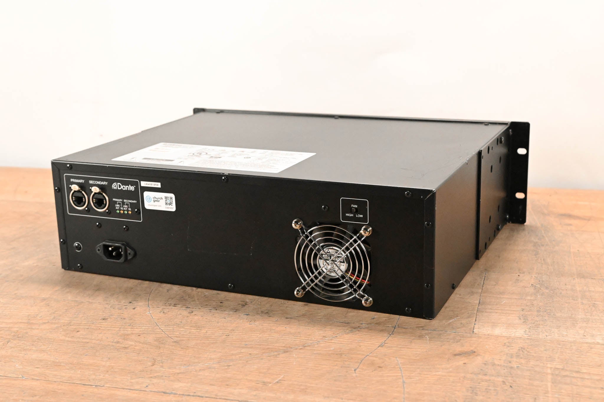 Yamaha Rio1608-D 16x8 Remote Stage Box