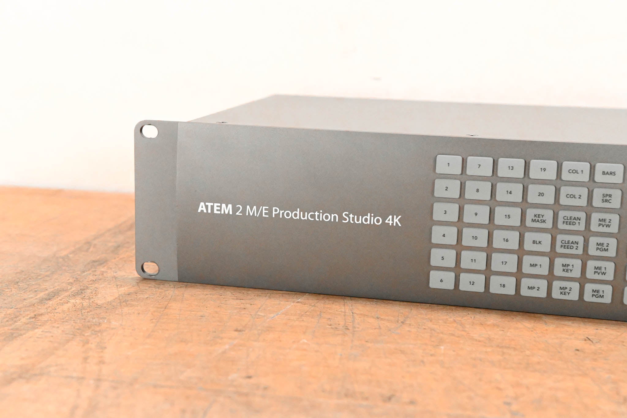 Blackmagic Design ATEM 2 M/E Production Studio 4K