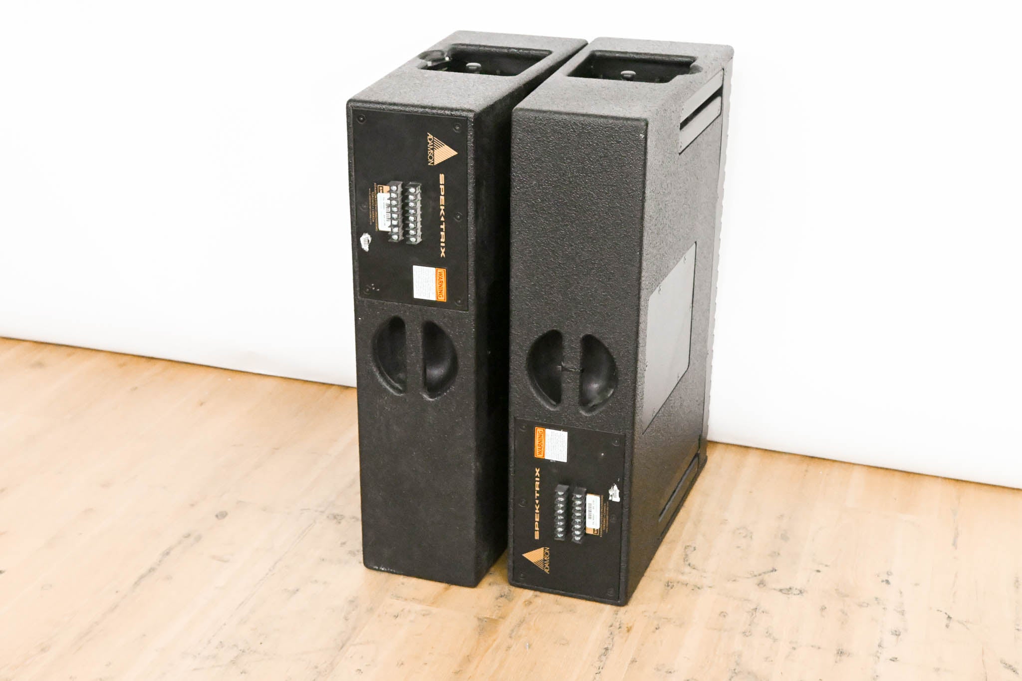 Adamson SpekTrix 3-Way Full Range Line Array Loudspeaker (PAIR)