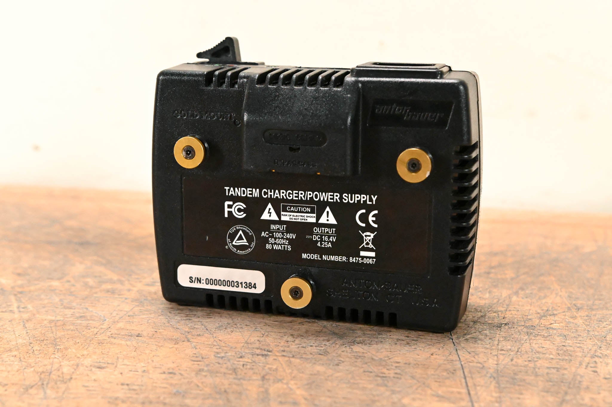 Anton Bauer Tandem-70 On-Camera AC Power/Charger