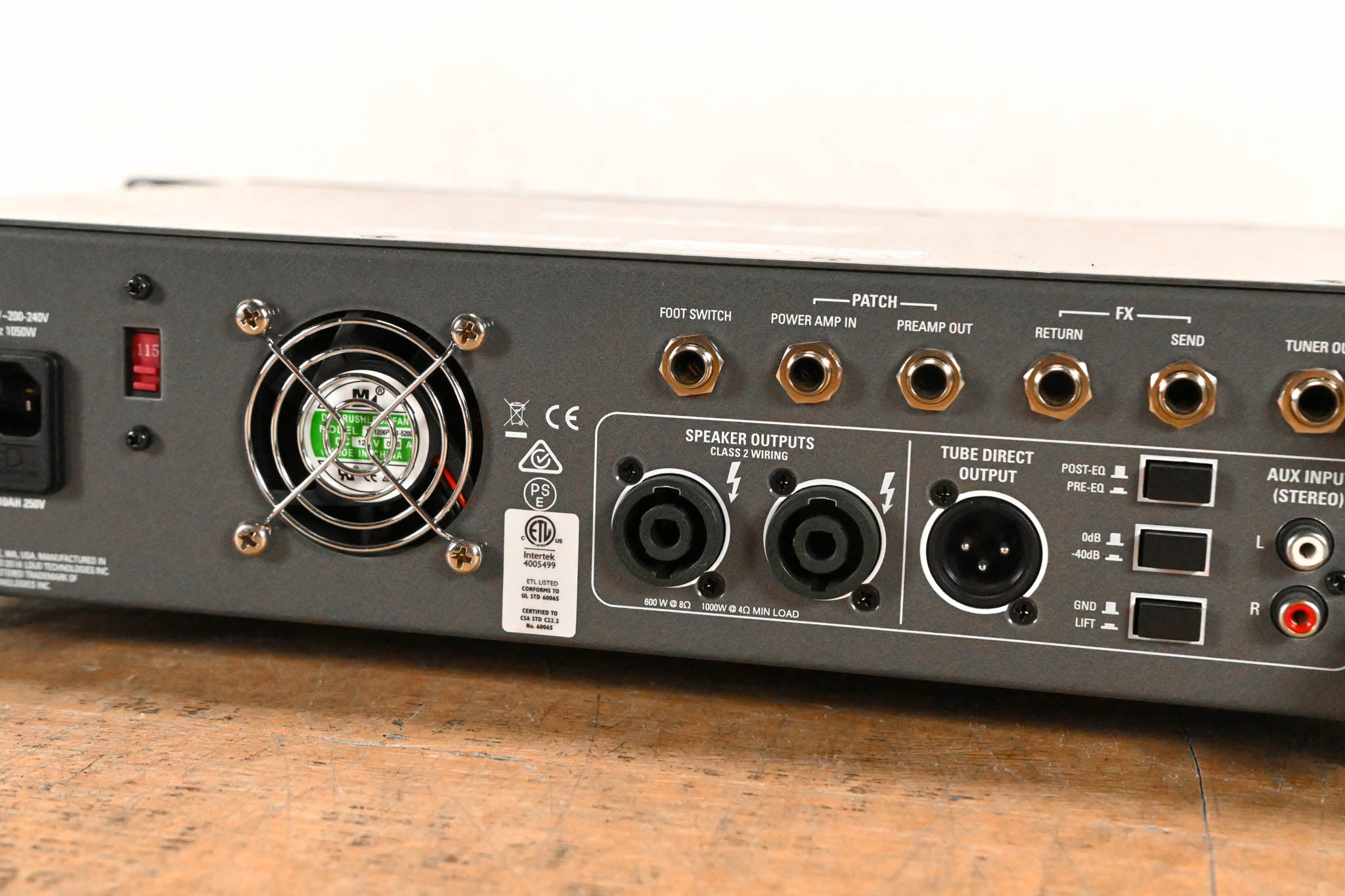 Ampeg SVT-7 PRO 1000W Bass Amp Head