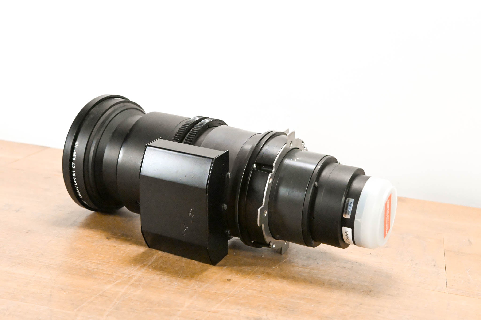 Christie 1.5-2:1 0.95" SXGA+ / 1.4-1.8:1 CT 0.95" HD Projector Zoom Lens