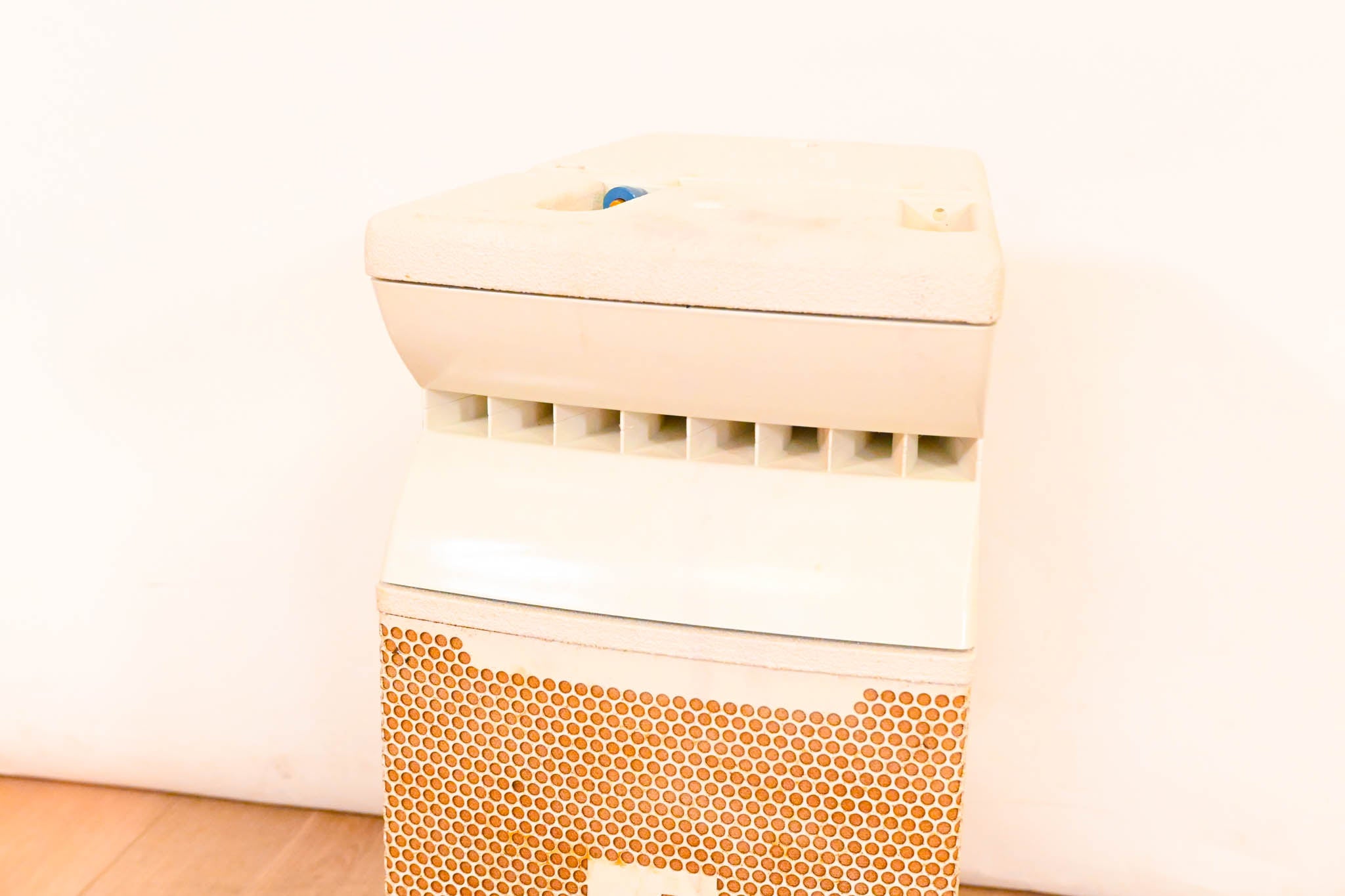 JBL VRX928LA-WH 8" Two-Way Line Array Loudspeaker System