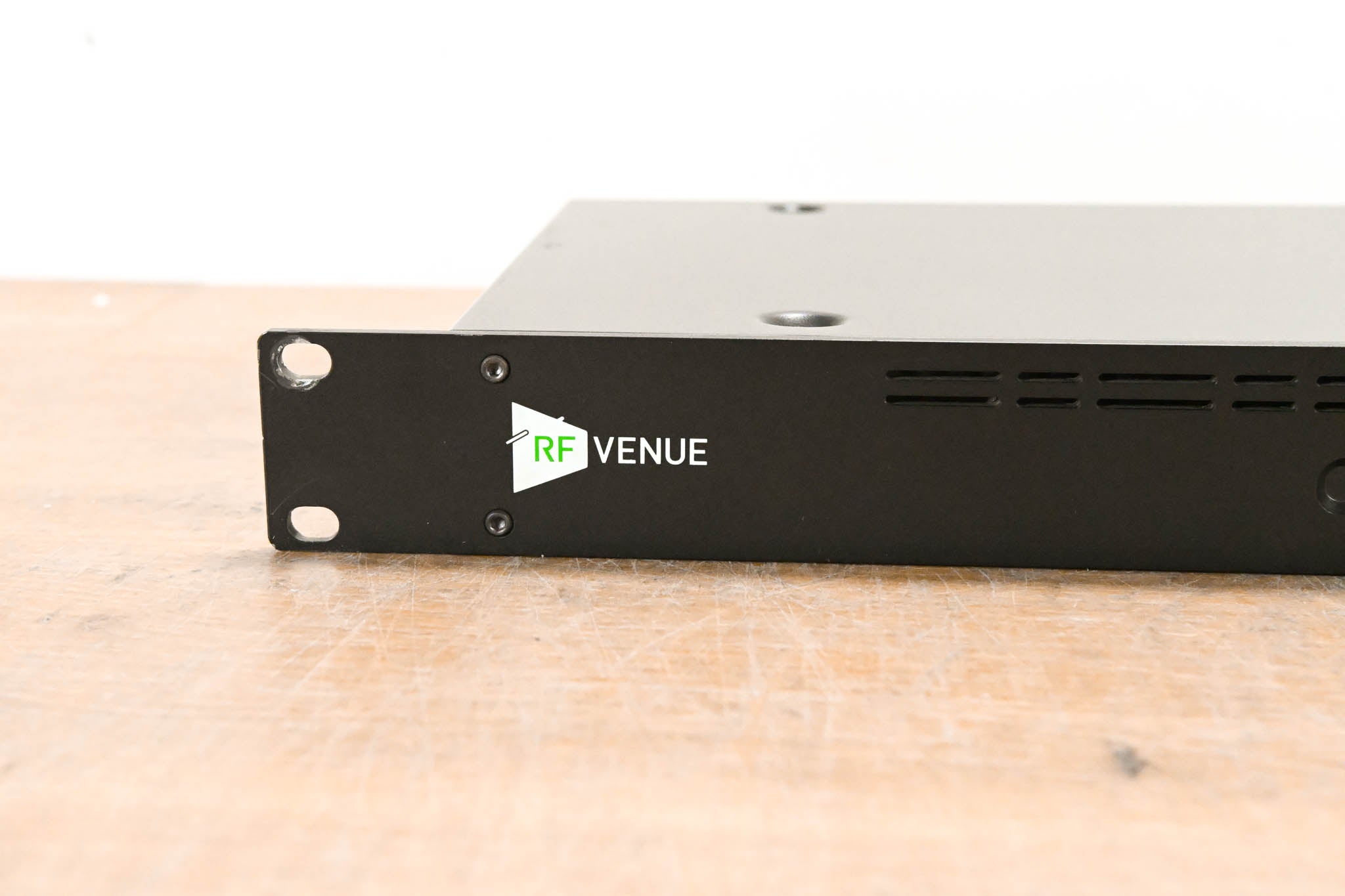 RF Venue COMBINE4 4-Channel UHF IEM Transmitter Antenna Combiner