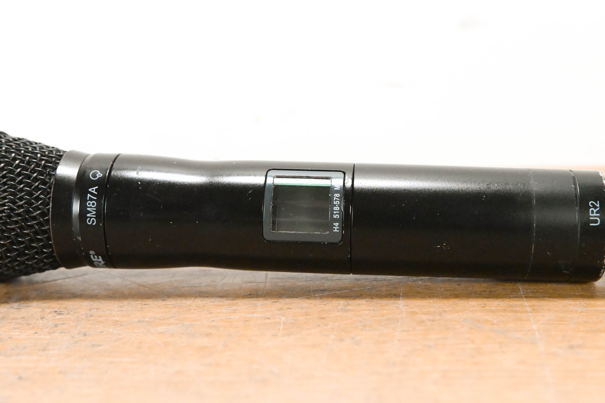 Shure UR2/SM87A Handheld Transmitter with SM87A Capsule - H4 Band