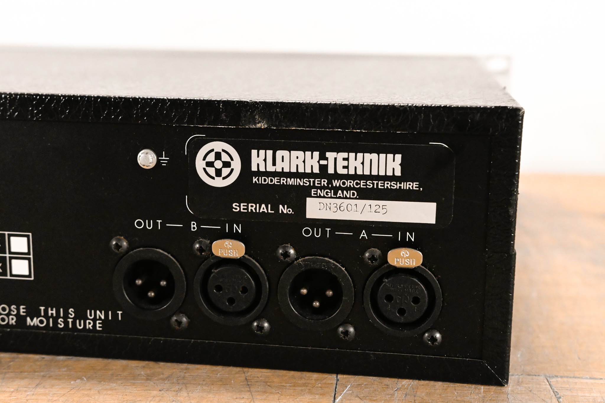 Klark Teknik DN3601 Programmable Slave Graphic Equalizer