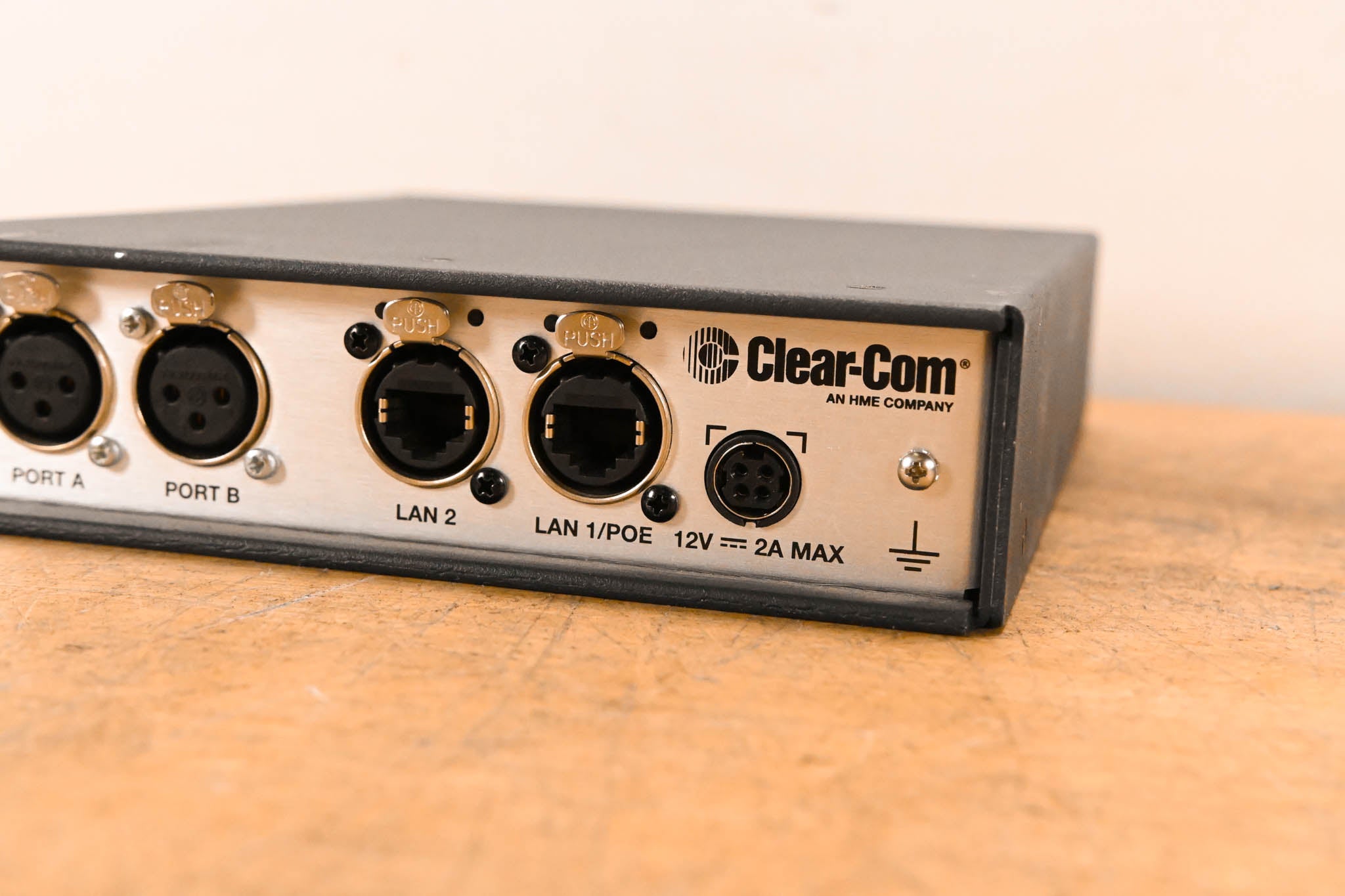 Clear-Com LQ-2W2 Compact 2-Port Partyline IP Interface (NO POWER SUPPLY)