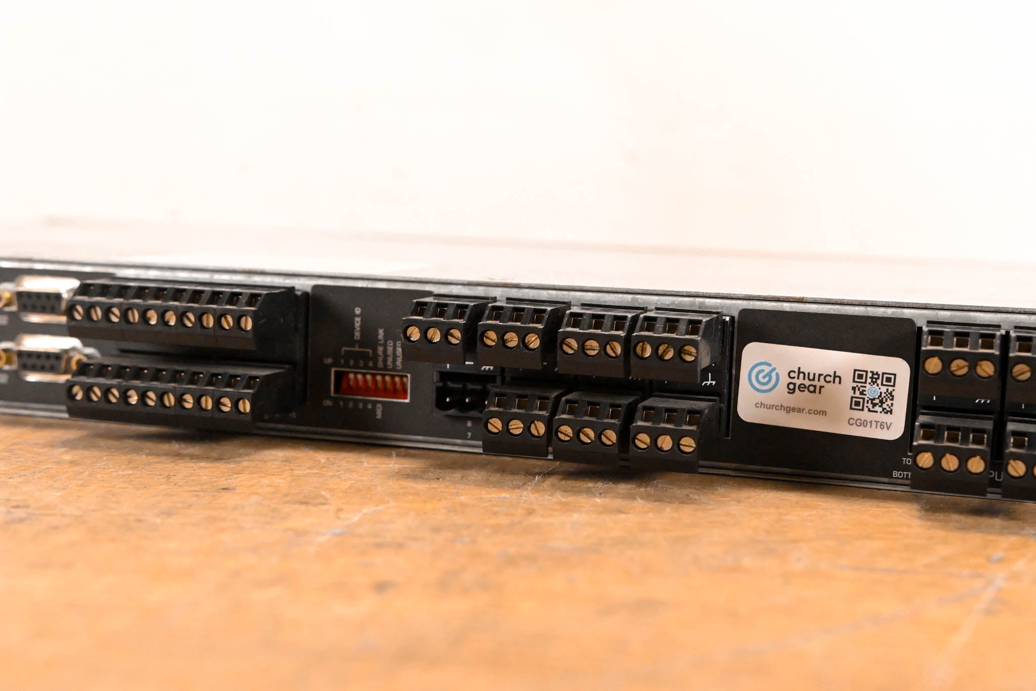 Shure P4800 4x8 Digital Signal Processor
