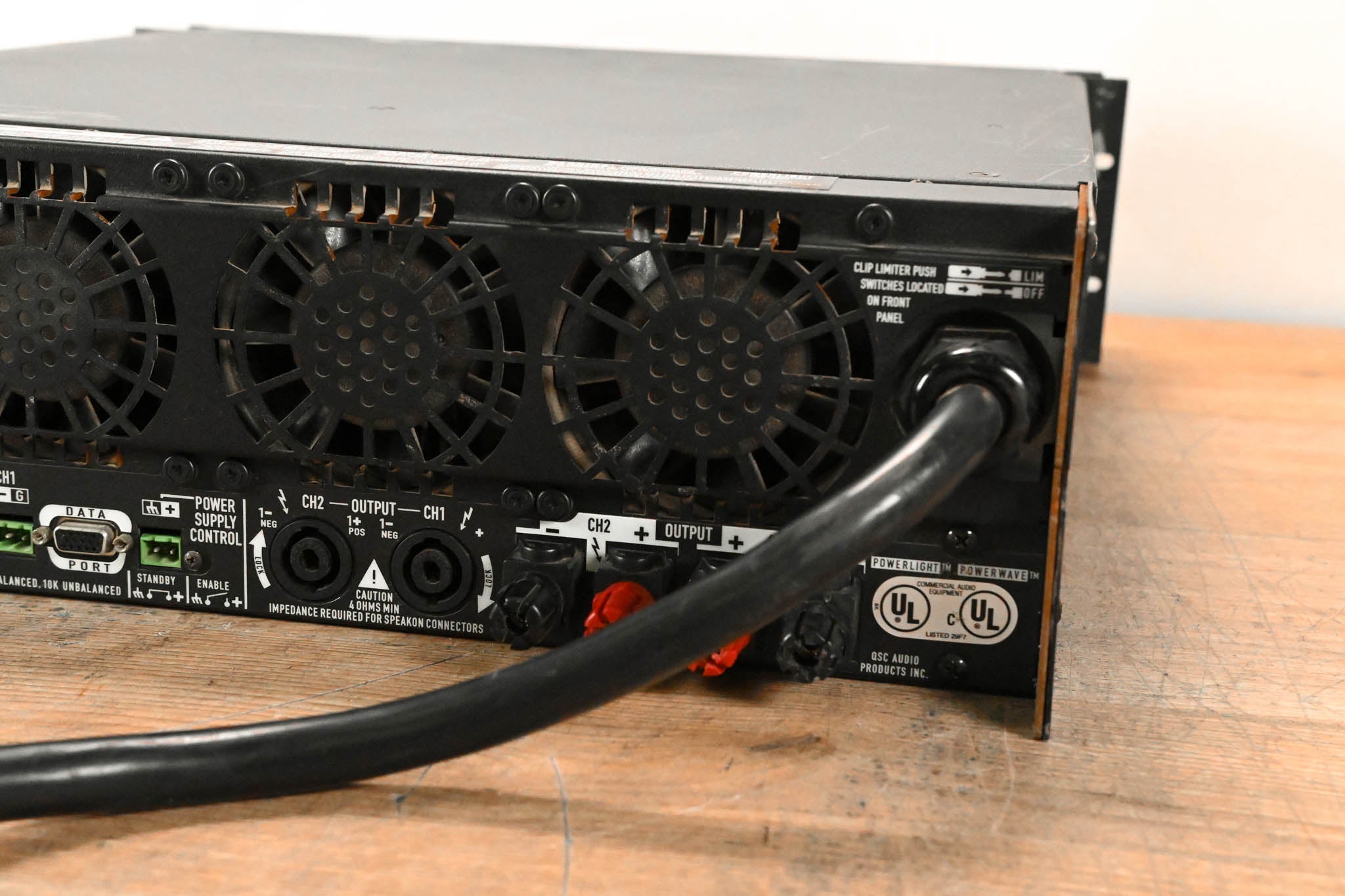 QSC PowerLight 9.0 PFC Power Factor Corrected 2-Channel Power Amplifier