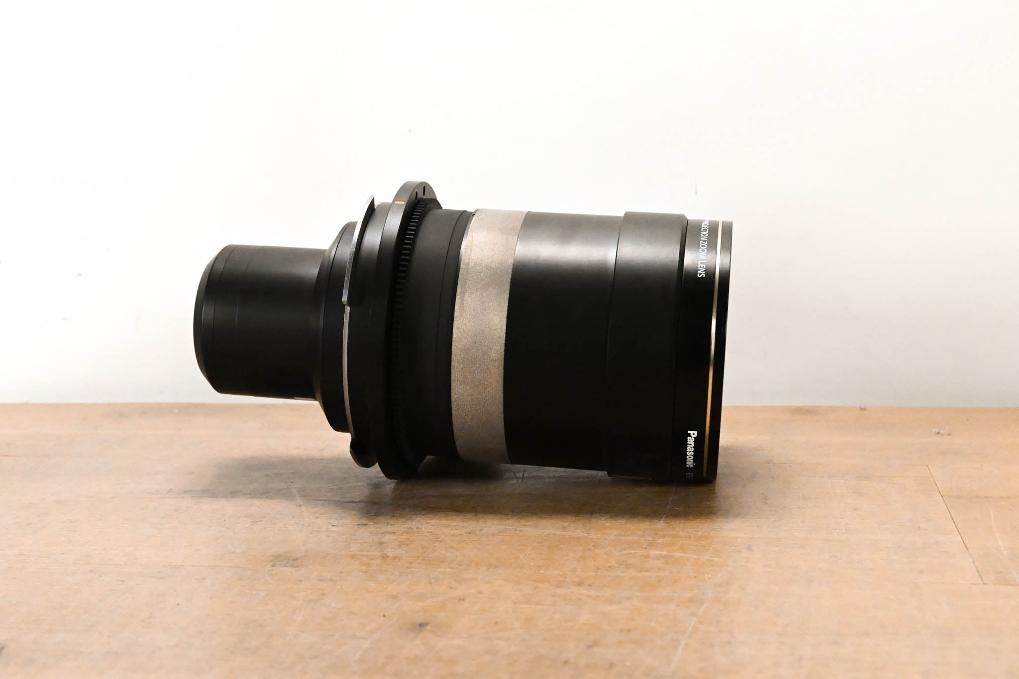 Panasonic ET-D75LE20 3-Chip DLP Projector Zoom Lens