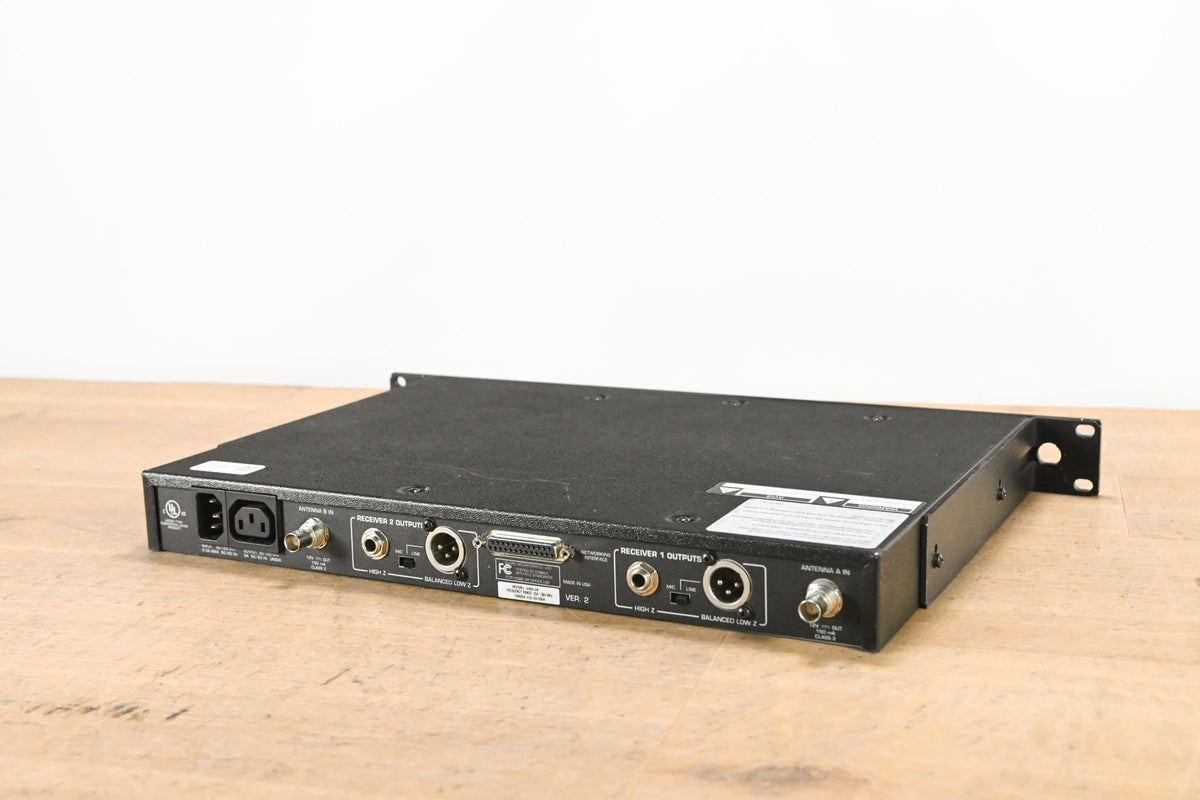 Shure U4D-J4 UHF Dual-Channel Wireless Receiver - J4 Band: 554-584 MHz