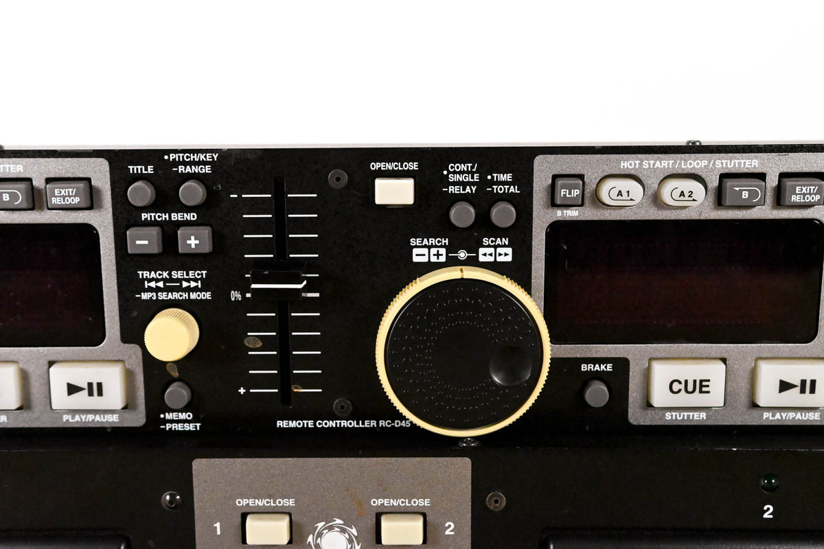 Denon DN-D4500 Rackmount Dual CD/MP3 Player with Remote Control