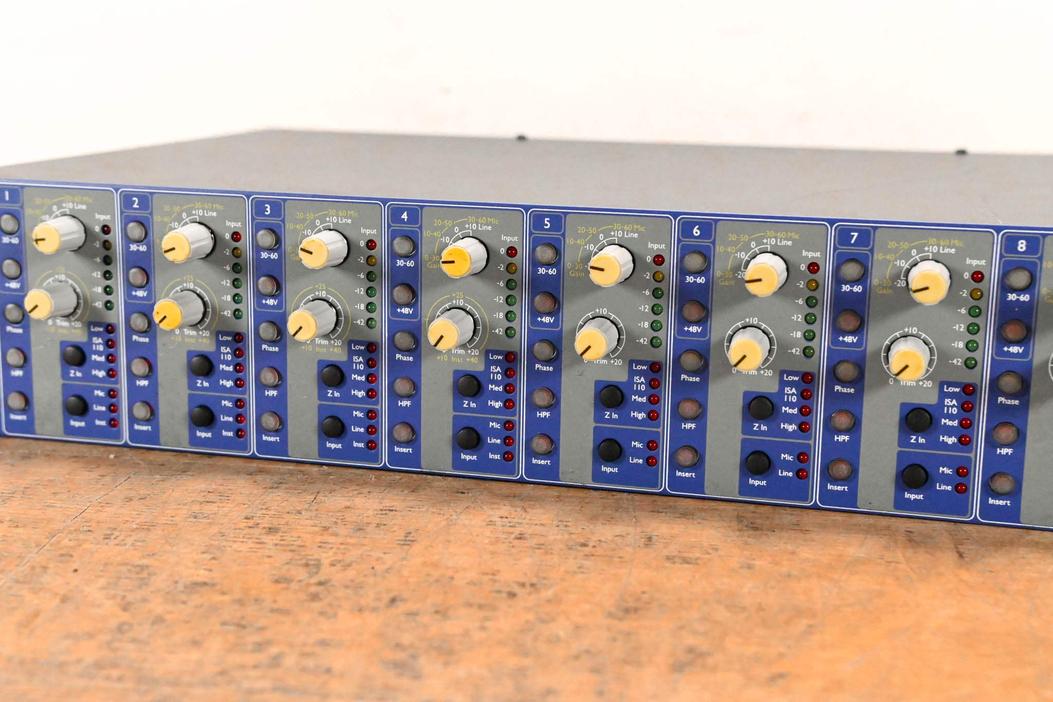 Focusrite ISA828 8-Channel Microphone Preamplifier