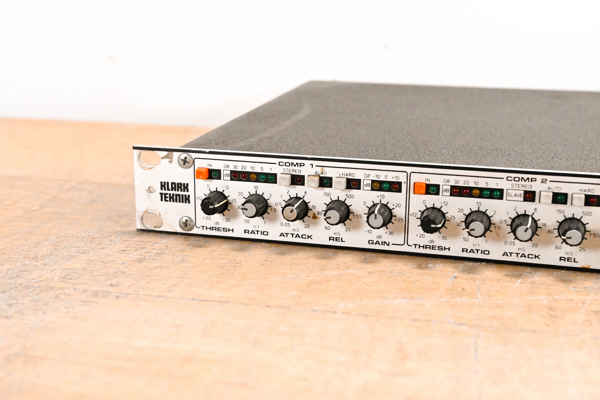 Klark Teknik DN504 Quad Compressor Limiter
