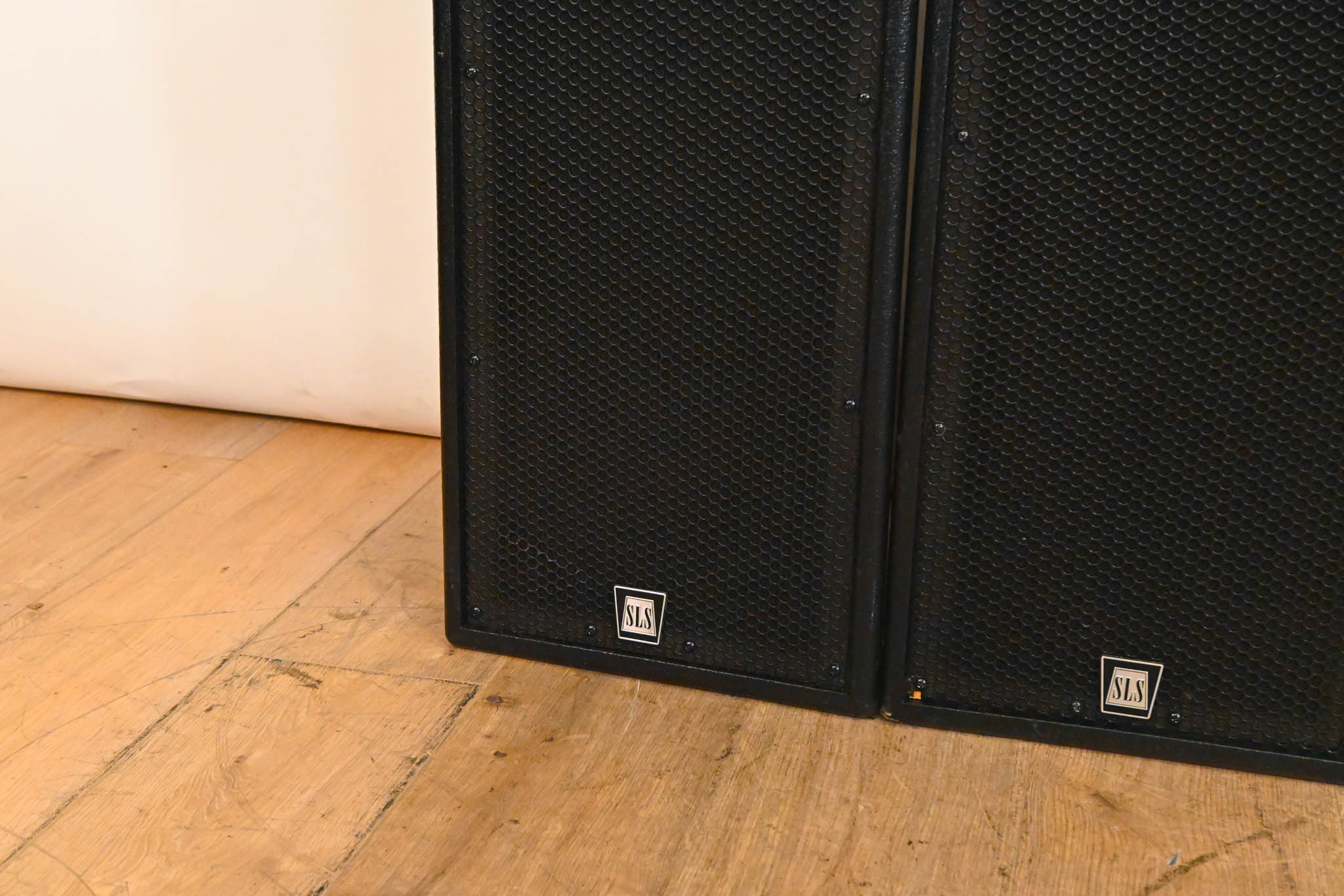 SLS T28R Dual 8" 2-Way Passive Installation Loudspeaker (PAIR)