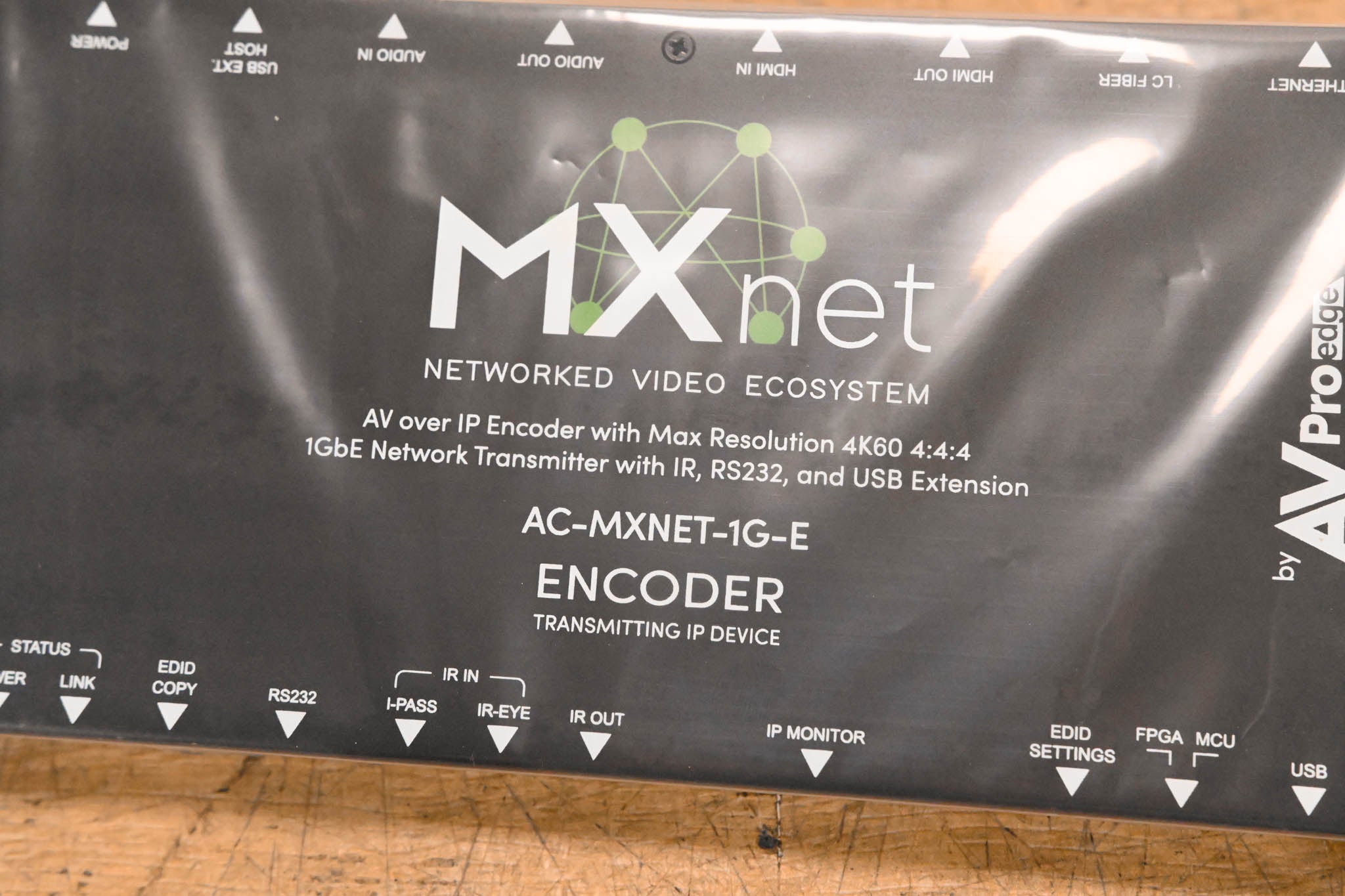 AVPro Edge AC-MXNET-1G-E Encoder/Transmitting IP Device