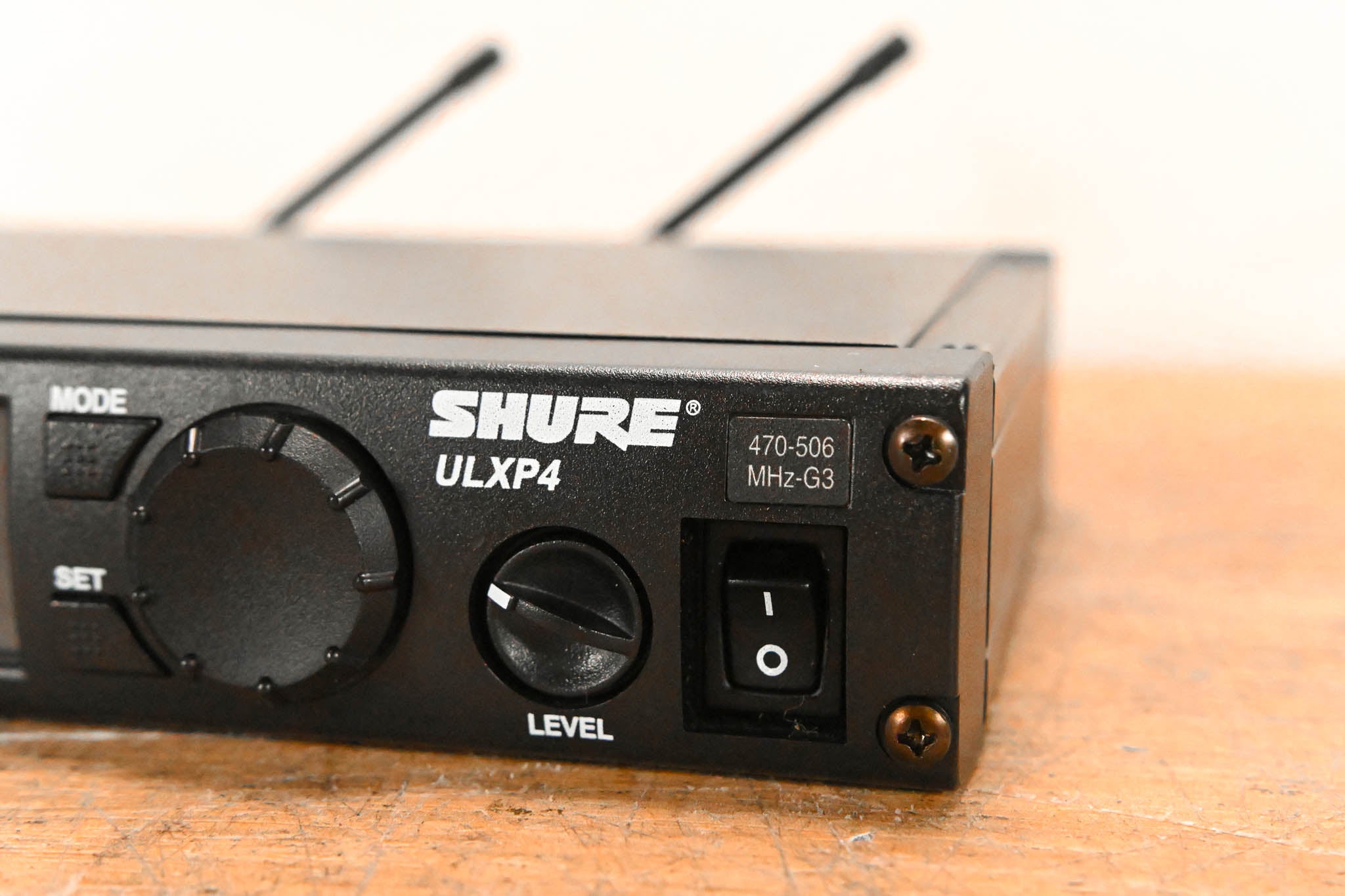 Shure ULXP4 Wireless Receiver - G3 Band: 470-506 MHz (NO POWER SUPPLY)