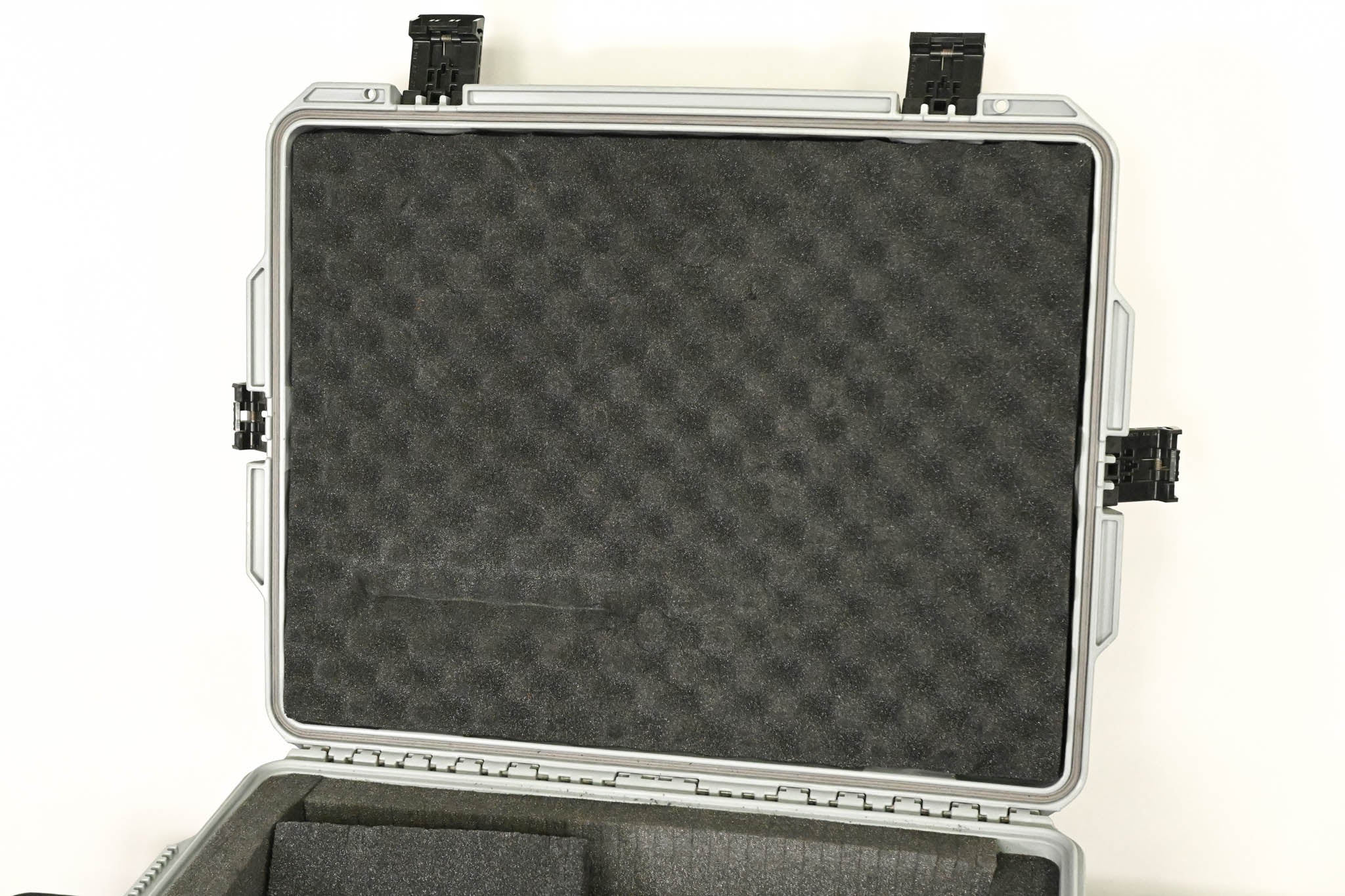 Pelican Storm Case iM2700 22.00 x 17.00 x 8.00 in