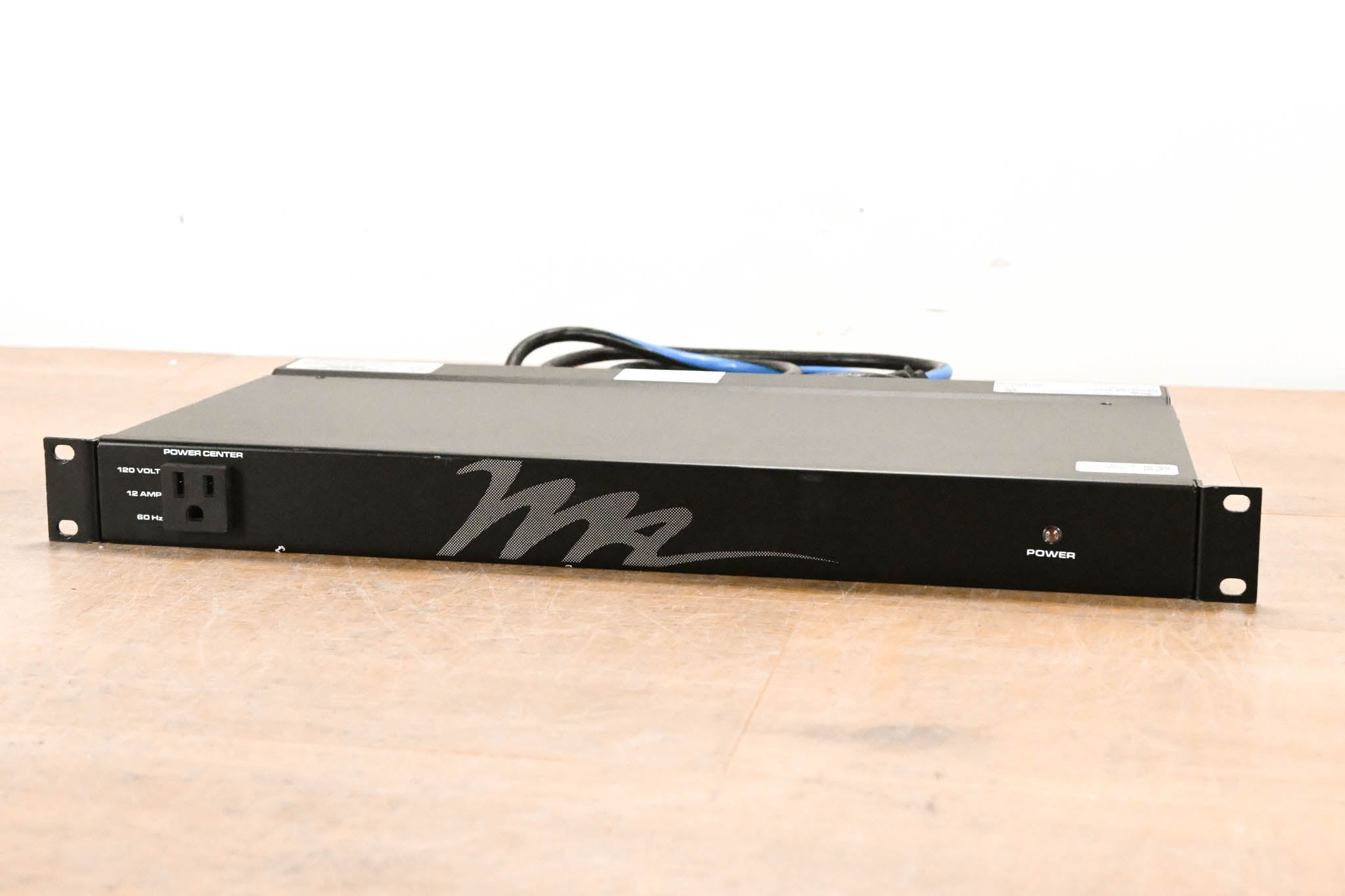 Middle Atlantic PD-915R-PL 9-Outlet Rackmount Power Distribution Unit